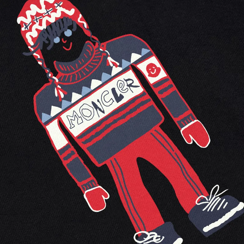 P240 Recommend the most popular Moncler masked 380g printed terry crew neck sweatshirt. Breathable pure cotton fabric. The texture is very soft and comfortable. No shrinkage, no deformation, no pilling). Original customized accessories. Collar label. Wash mark. Hang tag. Packaging (perfect details). Color: White. Black. Size: XS S M L.