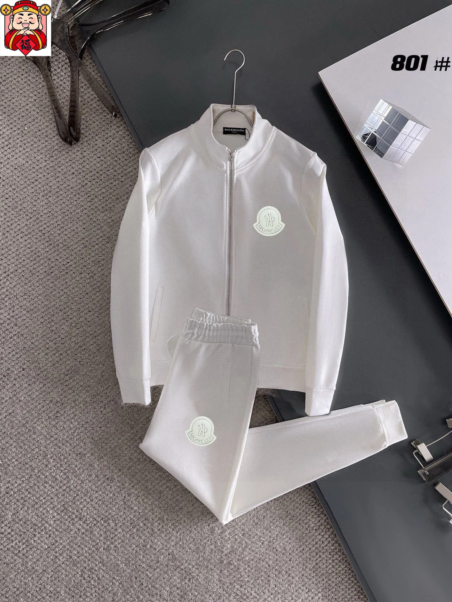P400 💰【MONCLER】(Gospel for Fatty) hot-selling suit is coming. Focus on the original version of the official website. 2025 new hot-selling cardigan and sweatshirt suit. The original order is the best. 🇭🇰The meticulous work of top designers. Just for a fitting and perfect upper body effect. All-natural high-quality Roman cotton 100%, close-fitting comfort, noble and elegant! Original hardware embodies elegance and nobility! Counter size: M-5XL (maximum wear up to 220 pounds)