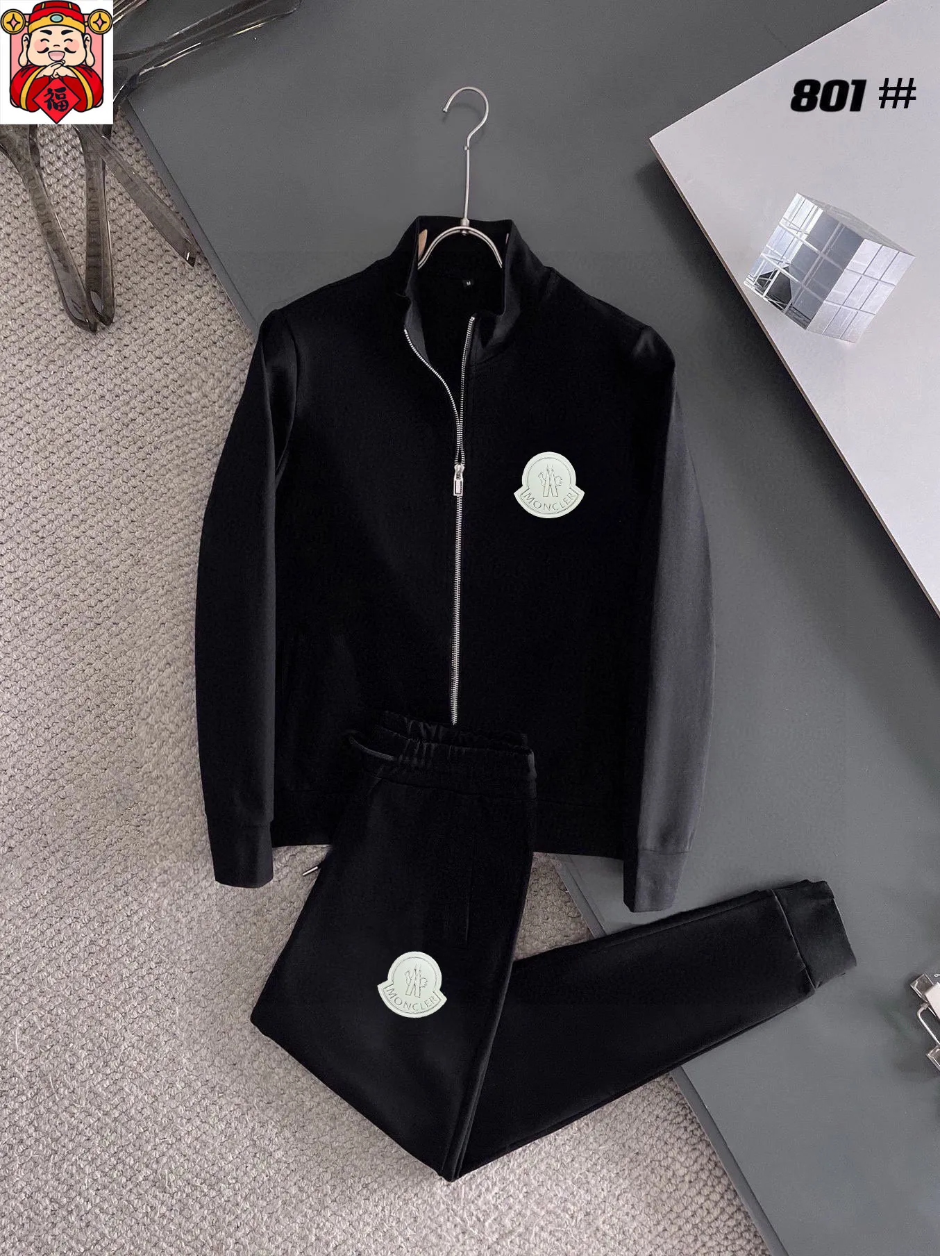 P400 💰【MONCLER】(Gospel for Fatty) hot-selling suit is coming. Focus on the original version of the official website. 2025 new hot-selling cardigan and sweatshirt suit. The original order is the best. 🇭🇰The meticulous work of top designers. Just for a fitting and perfect upper body effect. All-natural high-quality Roman cotton 100%, close-fitting comfort, noble and elegant! Original hardware embodies elegance and nobility! Counter size: M-5XL (maximum wear up to 220 pounds)