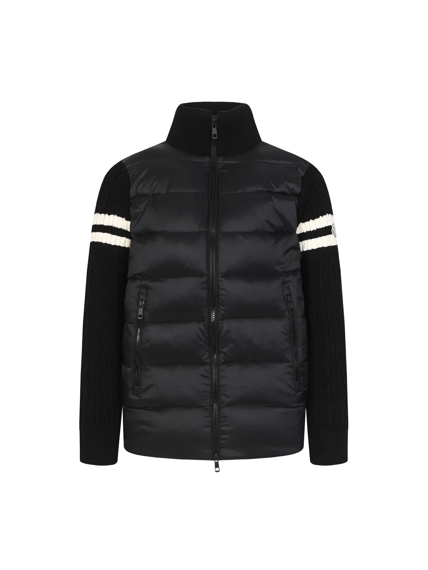 P640 Moncler｜Matched wool knitted down stand-collar down jacket 1️⃣Original Nfc anti-counterfeiting chip 2️⃣90 duck down, the most abundant on the market, never fake goose down and a series of misunderstandings 3️⃣ Fabric: 100% nylon; Lining: 100% nylon, one of the best on the market, everything is customized according to the original version. 4⃣️The electroplated hardware produced by the original processing factory is all customized by the original factory, and is not a replica of various types on the market. 5⃣️Produced by a same OEM factory, it has always been unambiguous in terms of quality. When shipped by a large factory, everyone understands the workmanship, QA and QC quality inspection. It is not comparable to small factories in the market.  Mouth-mounted down jackets, let’s not brag, there is almost no one that can do better than us! Make an original product with care, so that every customer has the confidence to introduce it to his customers: This is the top replica version in China. Good products do not need too many soft articles to set off, only junk products will boast: the original ZP uses thousands of words to impress consumers!  Size: 1 2 3 4 5 Color: Gray Black