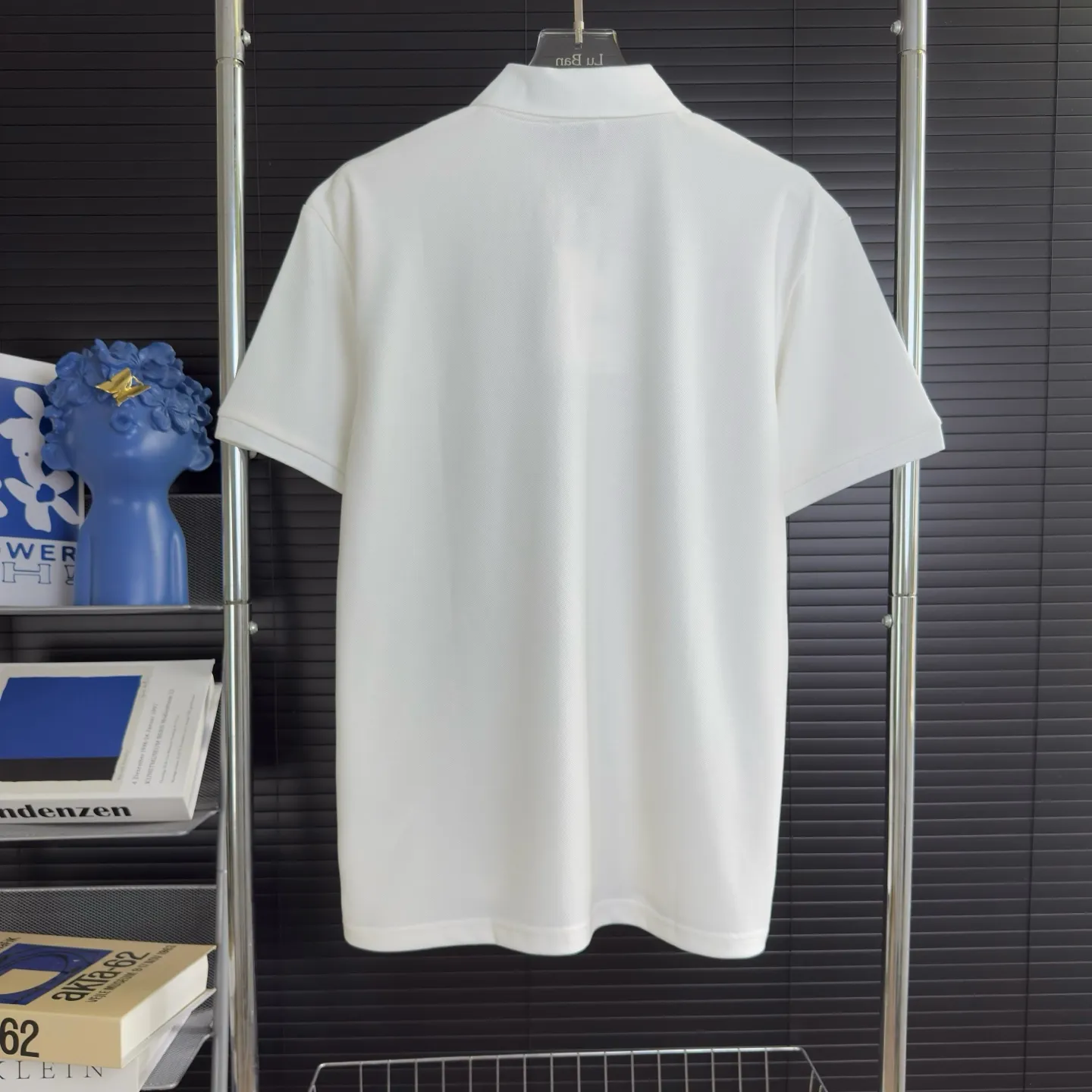 P190 A144 (Long-term replenishment, next day arrival) MONCLER 2025 new model, light luxury, customized small letter logo, casual polo shirt short sleeves · Original fabric · High version · High quality contrast-dyed fabric, round neck vertical version, full set of accessories, using autumn pearl pique fabric, original hardware accessories, original factory original label, carefully designed, original custom details restored, rib knitted striped collar.  Complete three standards, non-market ordinary version, free to compare, absolute quality guaranteed, full set of Sydney paper packaging, color: black, white, size: S~XXL