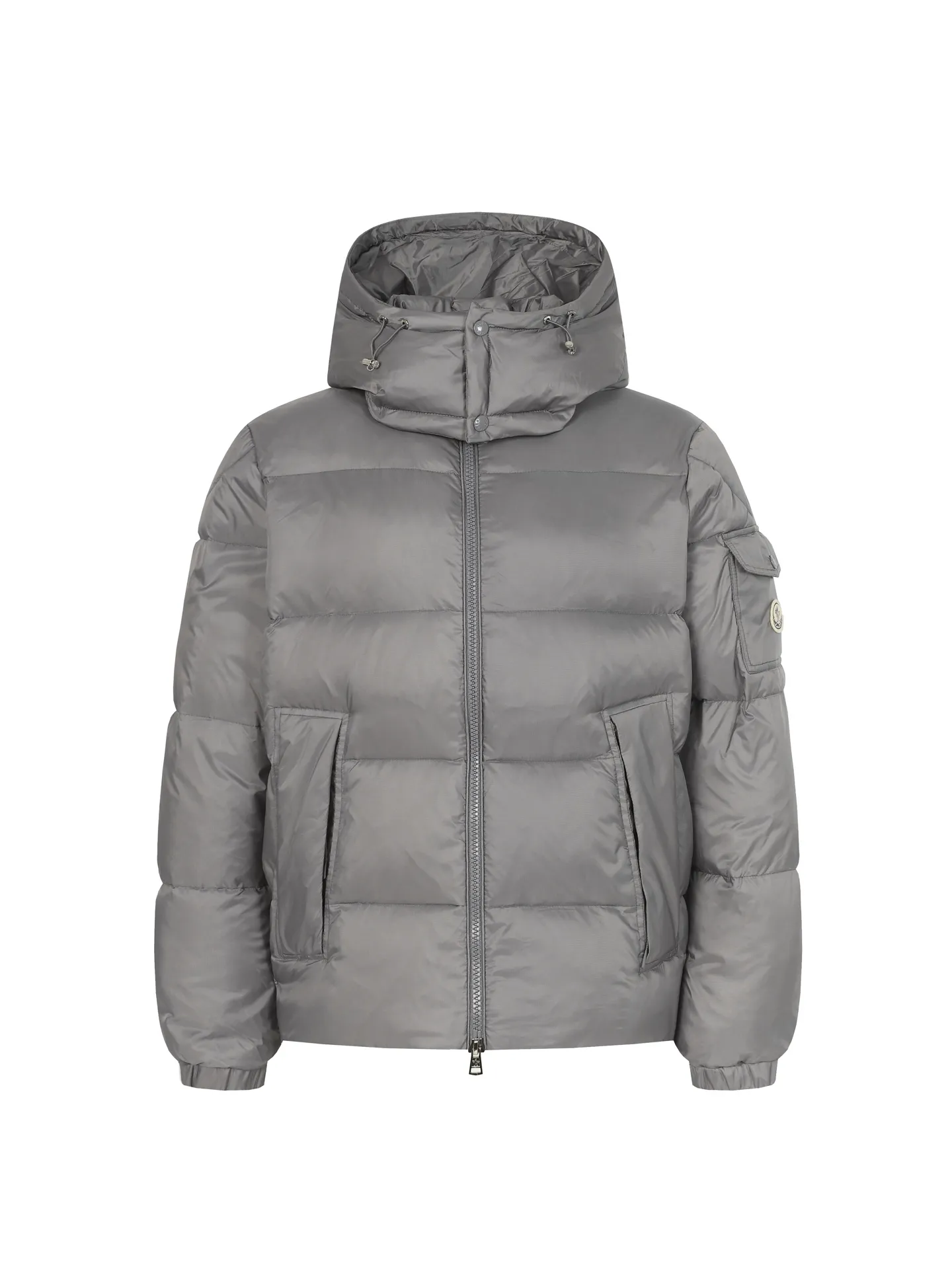 P880 Moncler/Couyere 25th autumn and winter latest Maya couple style down jacket ~ Made of iconic lon laqué fabric, showing a gorgeous glossy effect. Retaining the design of the classic Maya style, the design inspiration of the large pockets on both sides has a unique tone, highlighting the essence of the brand. The upper body is not flattering, the fit is perfect, and it is equipped with a detachable hood, which can easily adapt to changing weather. Original customized hardware accessories, complete with three standards! ! Color: Black Gray Size: 1/2/3/4/5