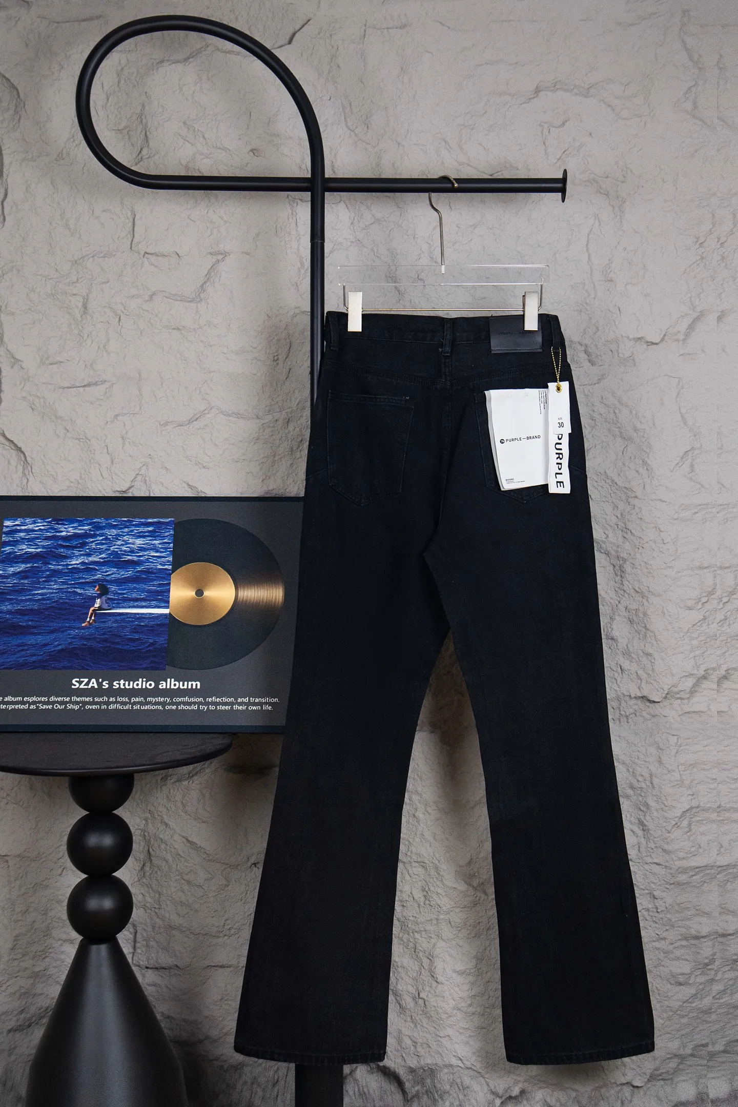 🅿️280 Style number: M210 (the back pocket label will not be returned or exchanged once it is removed) Top foreign trade order Purple Brand hot diamond pattern micro-flared jeans jeans for men and women. Accessories: Complete accessories, all in original packaging, two tags and two labels on the back pocket to distinguish the low-end version on the outside. The hardware and buckles are all labeled, the authentic original version with logo, aluminum alloy buckle, authentic printing inside the jeans pocket, every detail distinguishes any version on the market Fabric: Genuine pattern-making and authentic custom-made imported fabrics using unique washing and dyeing methods, and individually hand-painted - hand-painted ripped micro-elastic jeans Size: 28 30 32 34 36