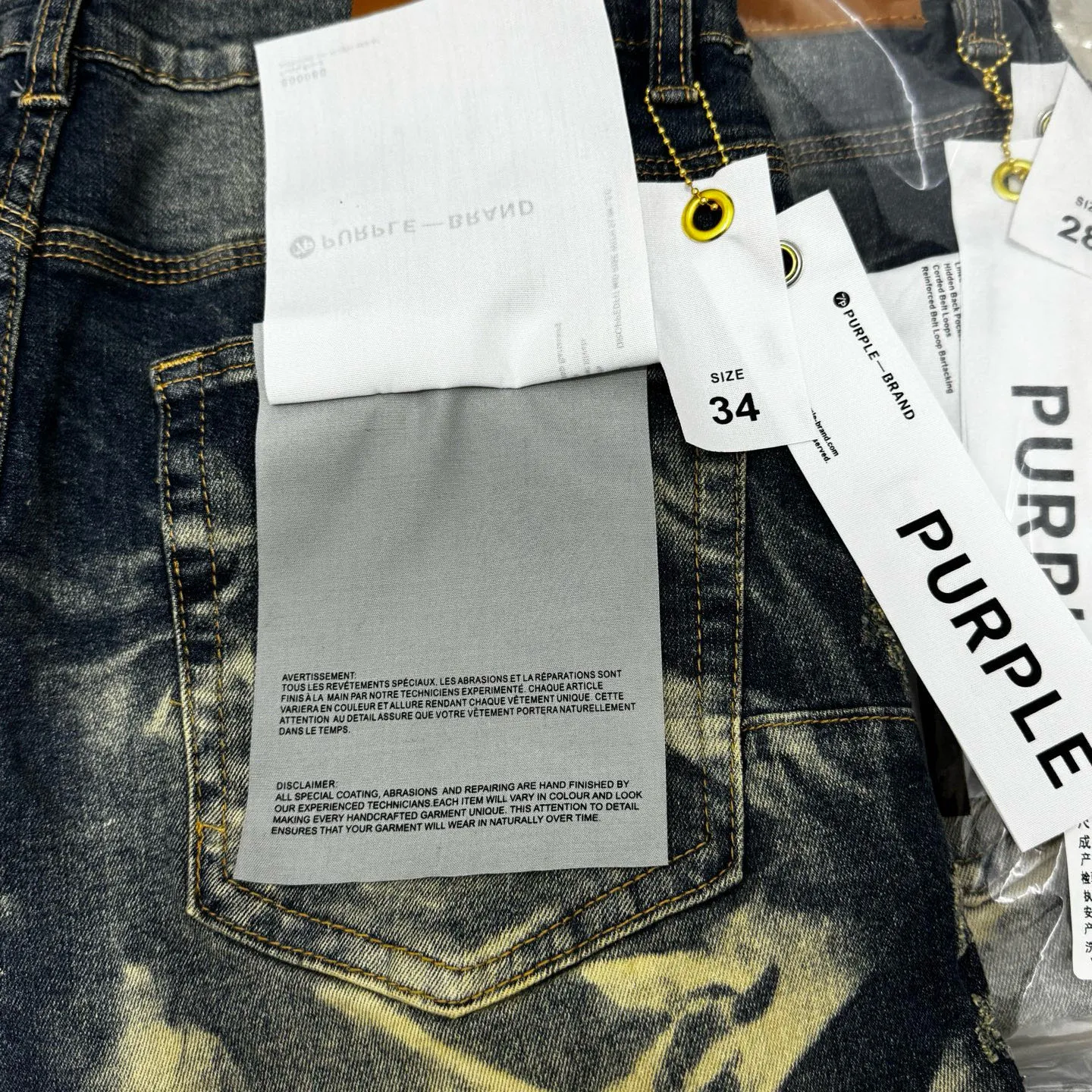🅿️260 PU1 (the back pocket label will not be returned or exchanged once it is removed) Top foreign trade order Purple Brand ripped stretch skinny jeans, same style for men and women. Accessories: complete accessories, all in original packaging, two tags and two labels on the back pocket, distinguishing the low-end version on the outside, hardware and buckles are aligned, authentic original with logo, aluminum alloy buckle, authentic printing inside the jeans pocket, every detail is a hit with any version on the market Fabric: Genuine pattern-making and authentic custom-made imported fabrics using unique washing and dyeing methods, and individually hand-painted - hand-painted ripped micro-elastic jeans Size: 28 30 32 34 36