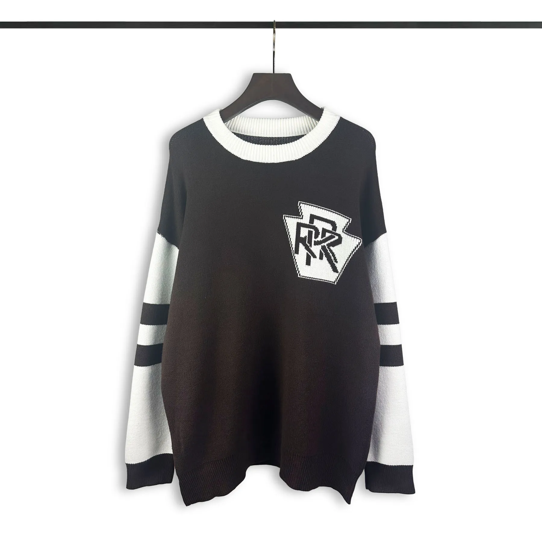 P240 Rhude new raglan sleeve contrasting printed letter crew neck sweater Color: brown and white Size: M L XL XXL