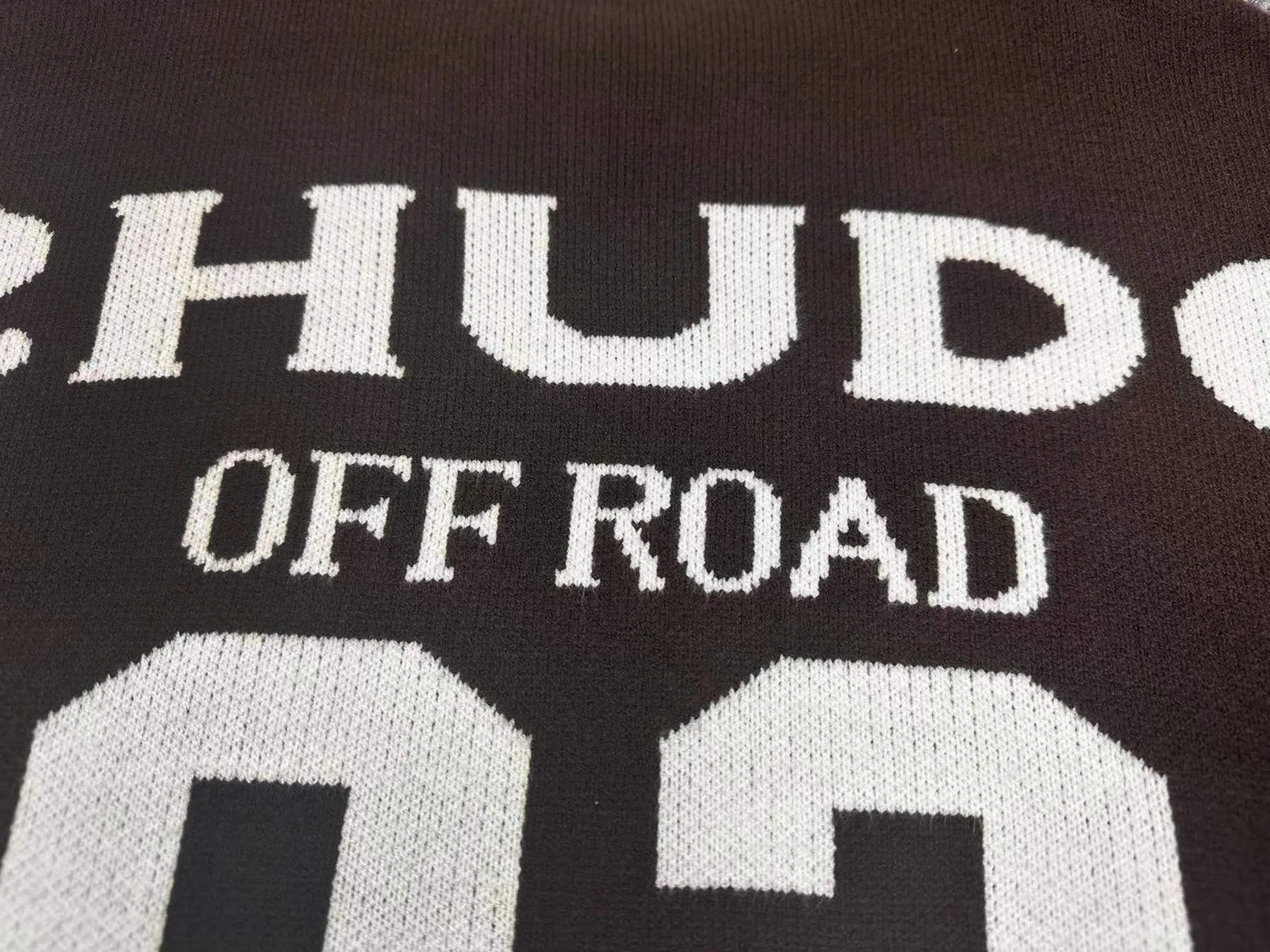 P240 Rhude new raglan sleeve contrasting printed letter crew neck sweater Color: brown and white Size: M L XL XXL
