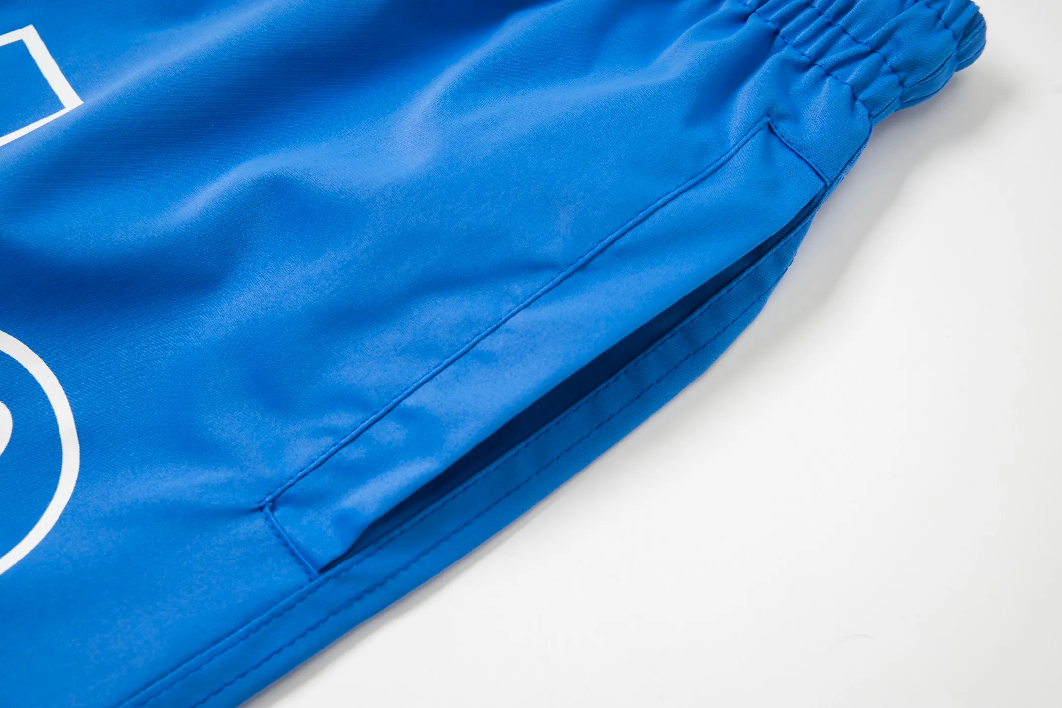 809#P150 Rhude American trendy brand quick-drying beach pants elastic waist shorts letter printed trendy lining mesh men's loose sports pants Color: Black Gray Green Blue Fabric: 150g nylon 100% polyester Size: S M L XL