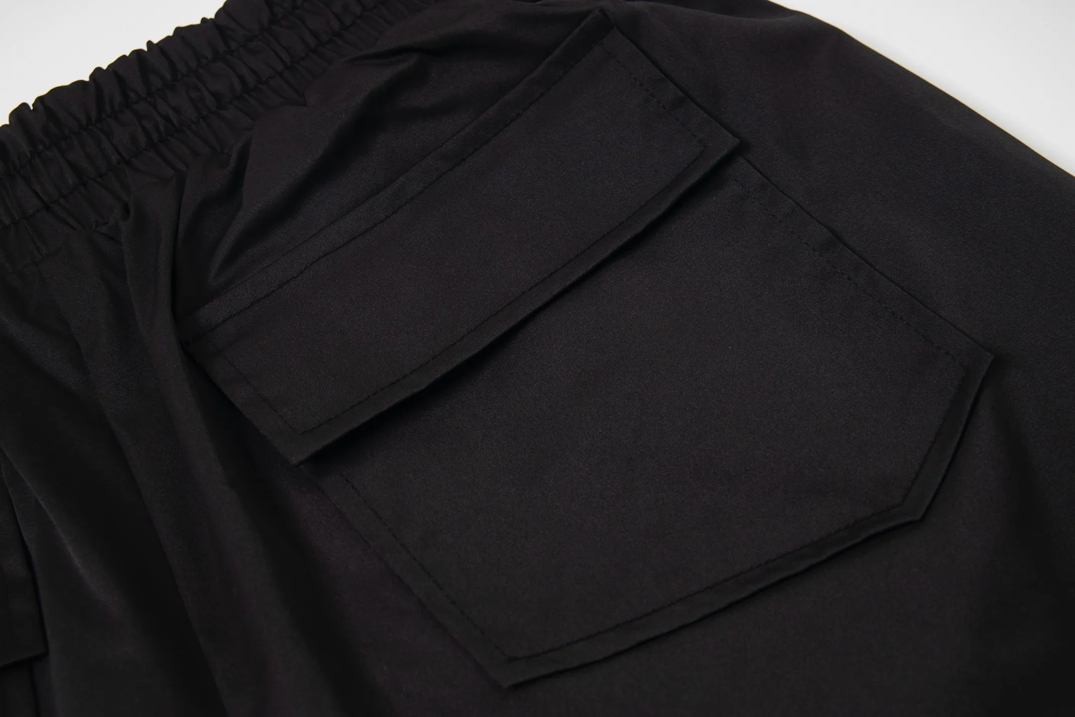808#P160 Rhude American trendy brand quick-drying beach pants with elastic waist heavy-duty zipper shorts letter print trendy inner mesh men's loose sports pants Color: Black Gray Green Blue Fabric: 150g nylon 100% polyester Size: S M L XL