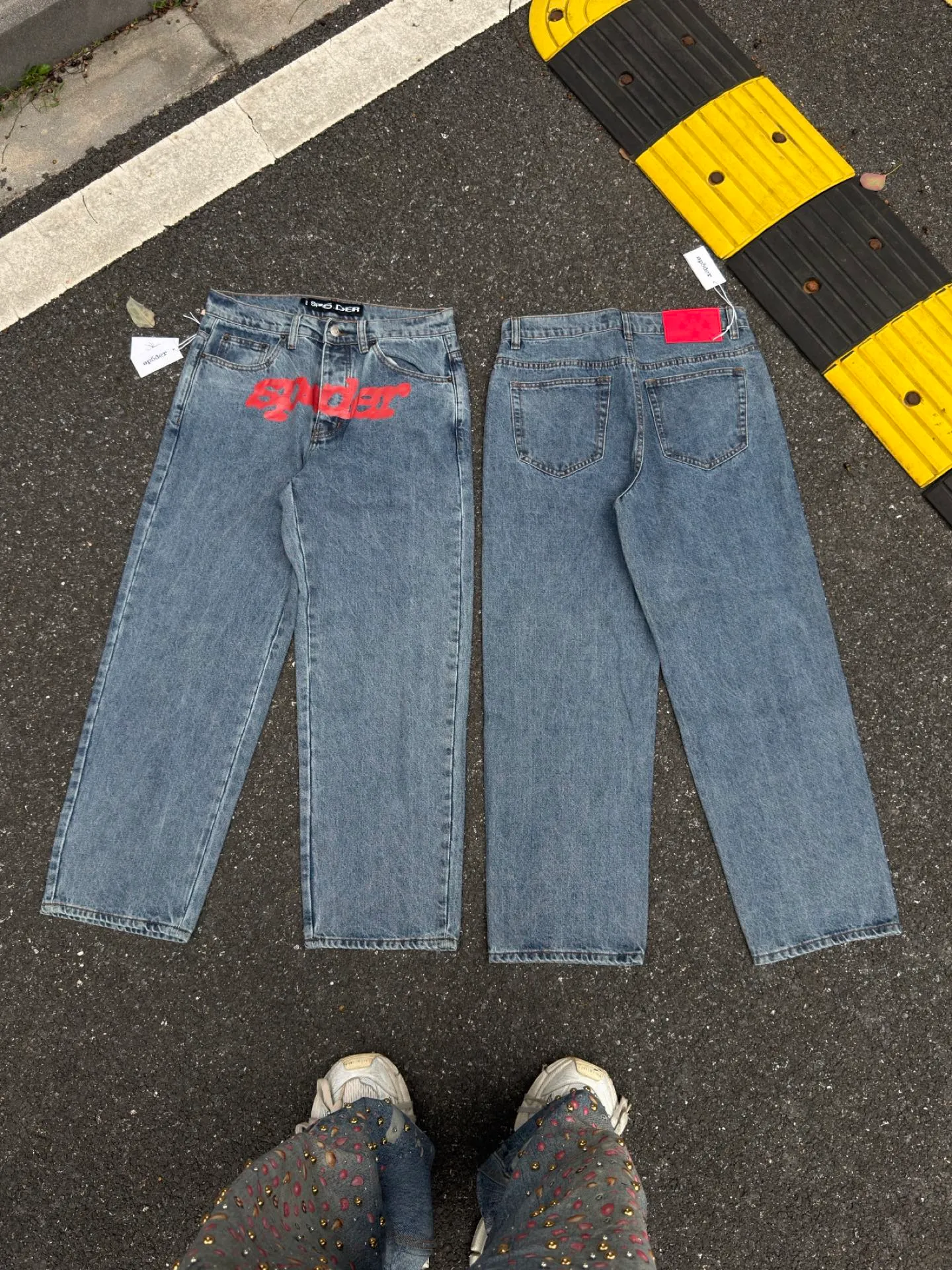 P210 (original outdoor picture direct) top version Sp10der street fashion brand printed washed and distressed casual jeans for men and women, same style. Size: 28 30 32 34 36