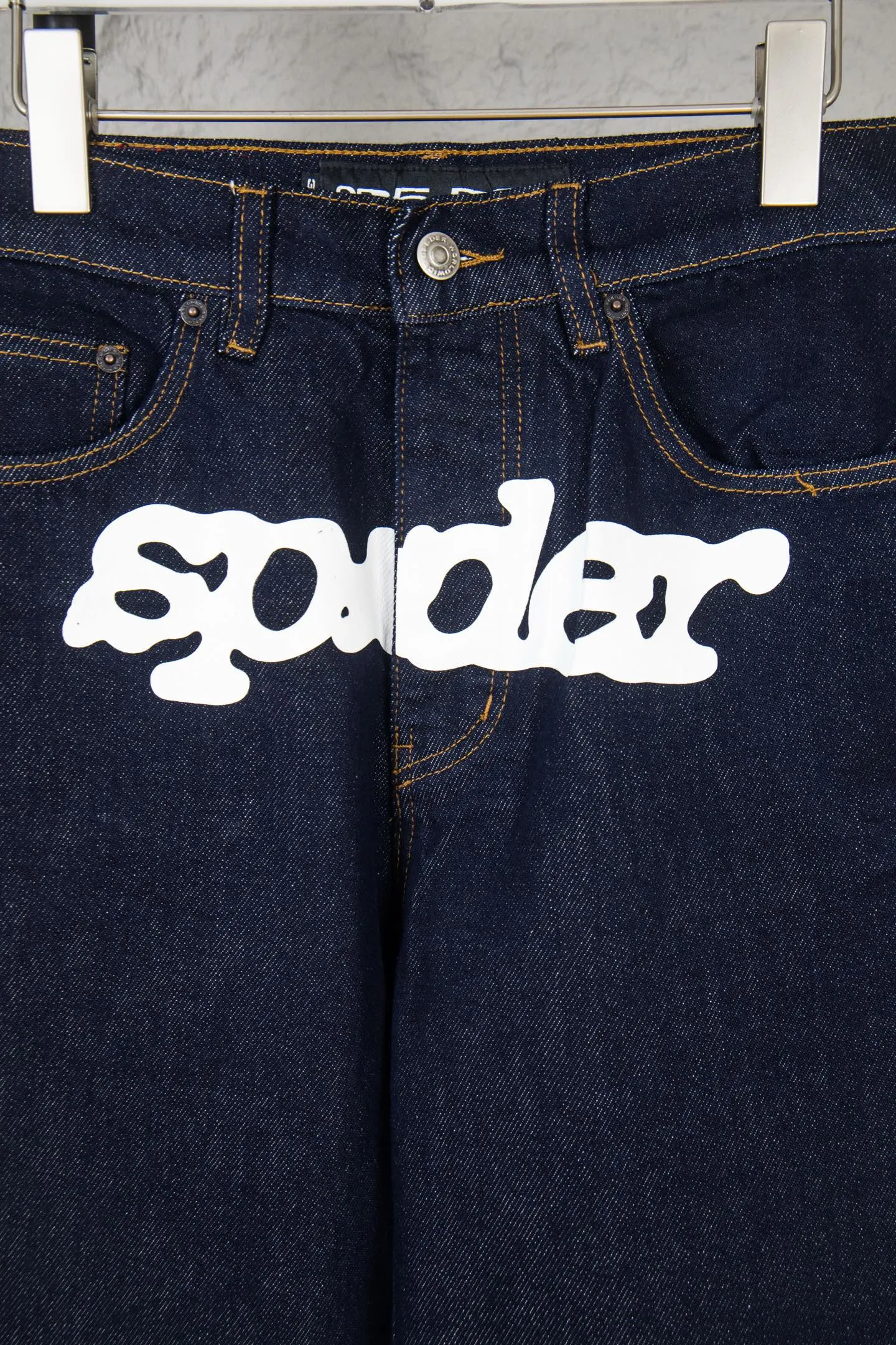 P240 Outdoor original picture straight out) Top version Sp10der street fashion brand printed washed and distressed casual jeans for men and women. Size: 28 30 32 34 36