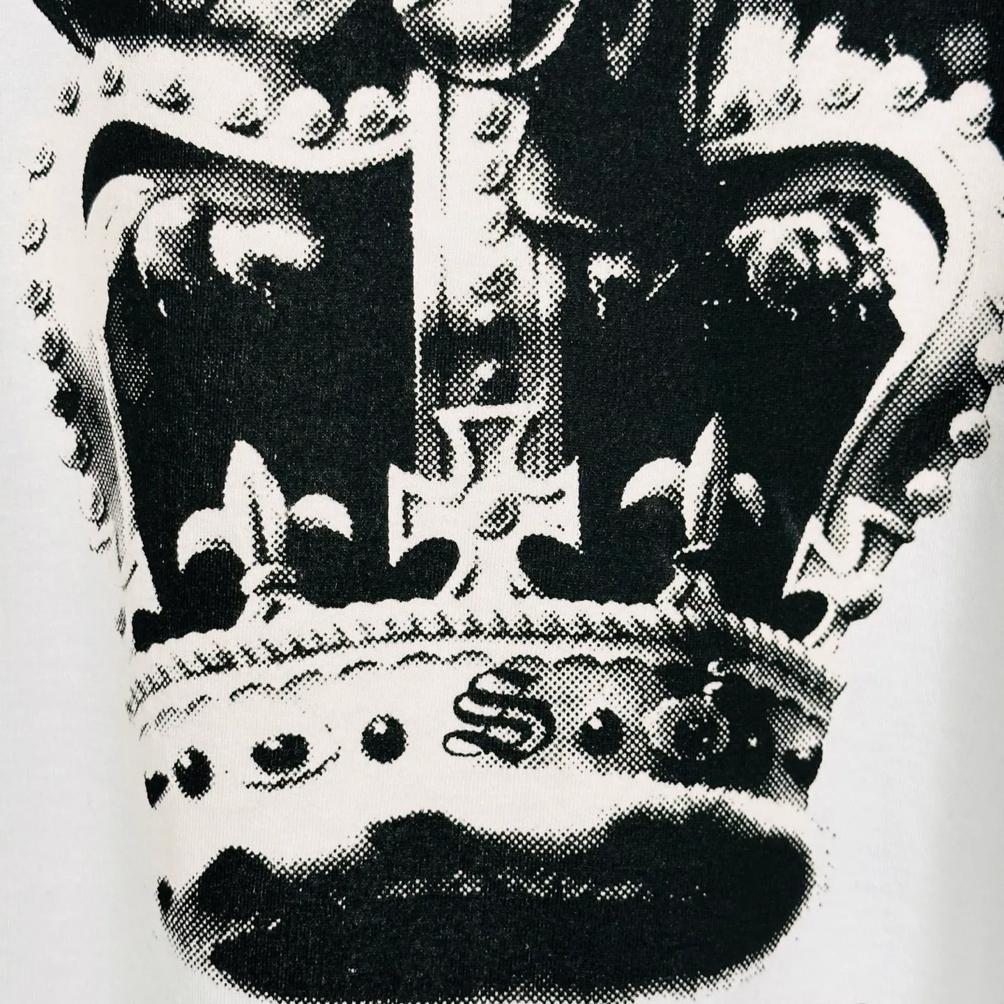 Crown Dog T-shirt STUSSY SS25 DOG CROWN TEE Black and White S- XL