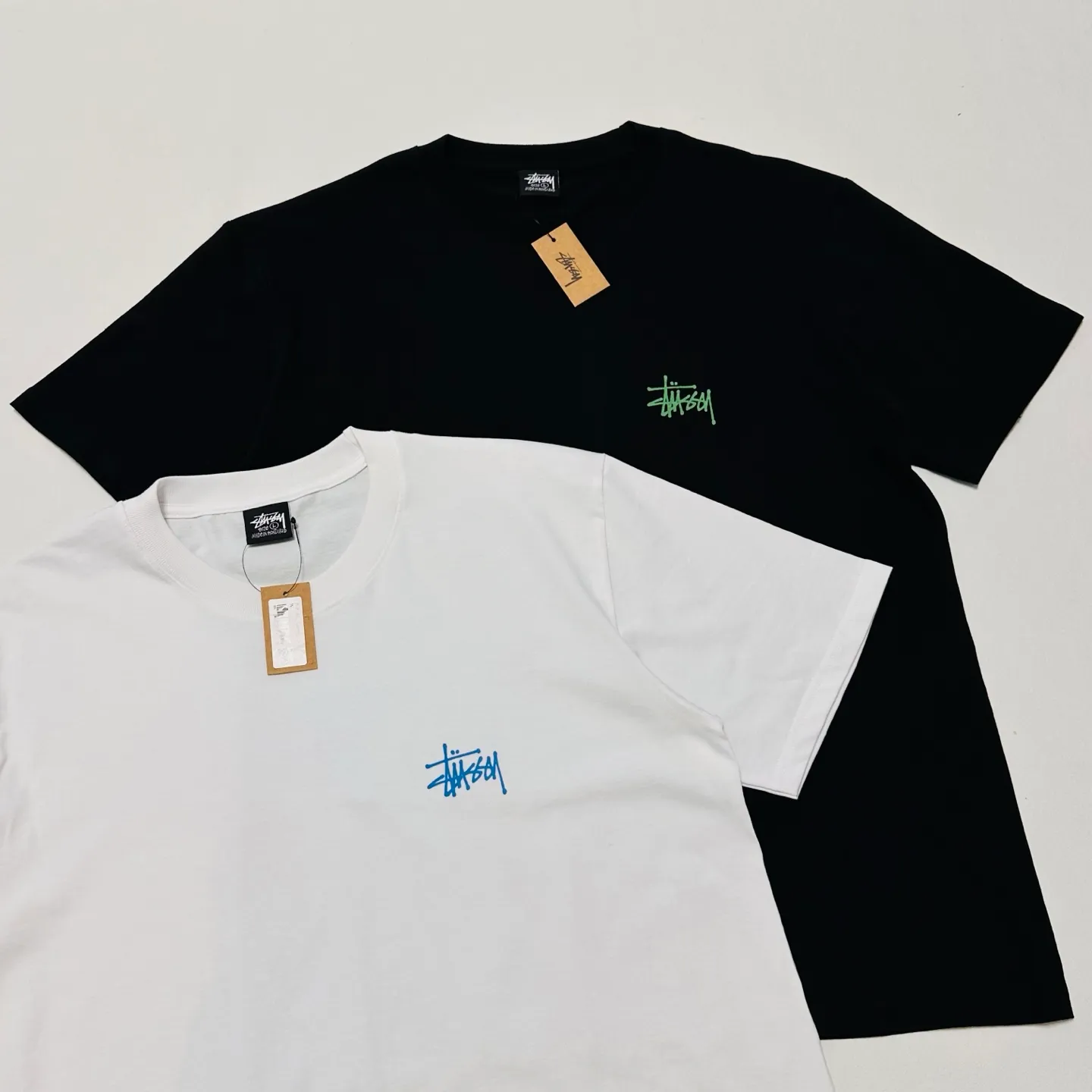 Detailed shooting of fish bone T-shirt STUSSY SS25 X-RAY FISHIN TEE Cha fish X-ray printed pattern short sleeves black and white S- XL