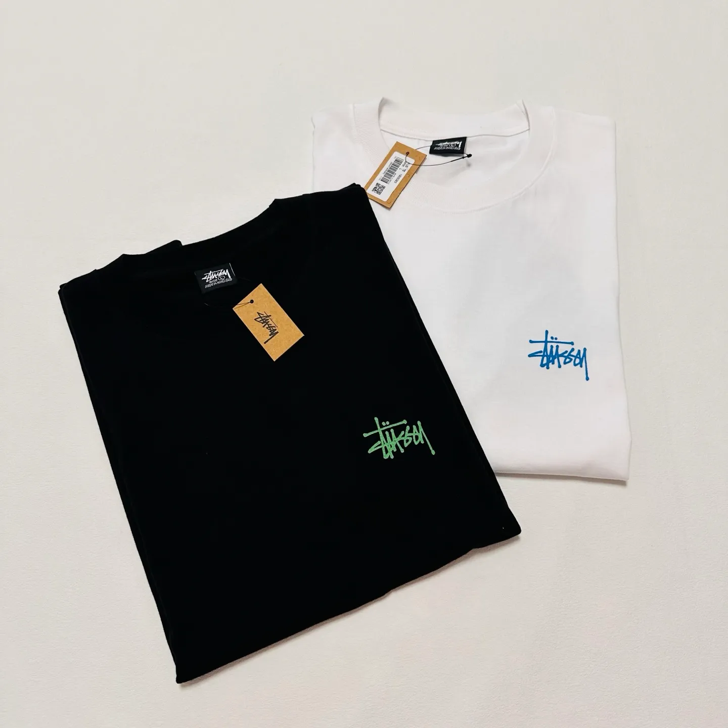 Detailed shooting of fish bone T-shirt STUSSY SS25 X-RAY FISHIN TEE Cha fish X-ray printed pattern short sleeves black and white S- XL