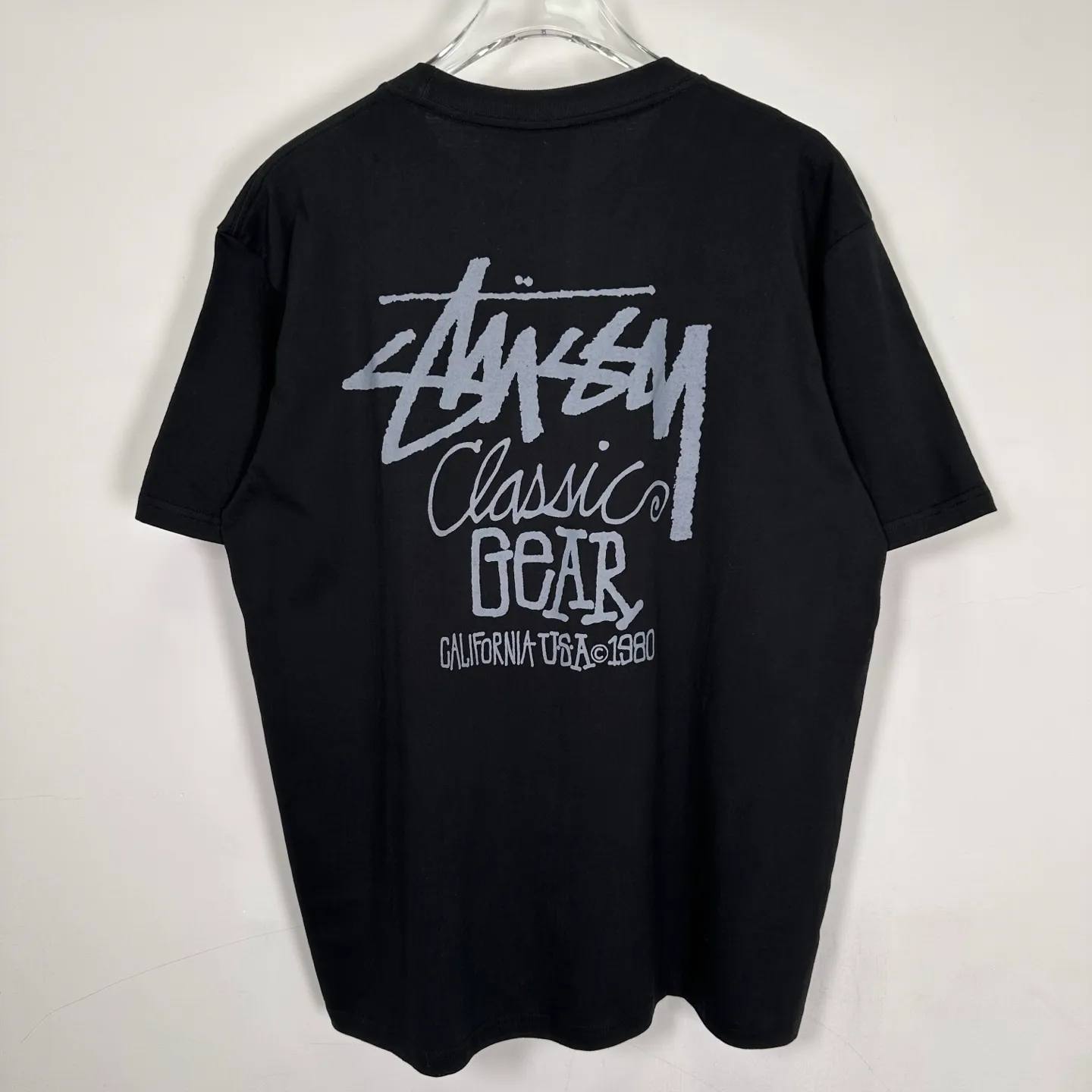 Retro lettering T-shirt STUSSY SS25 CLASSIC GEAR TEE PIGMENT DYED Classic lettering printed short sleeves black off-white S- XL