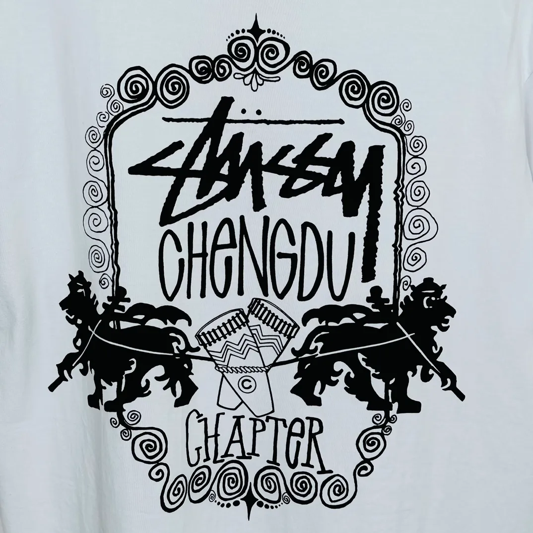 Lion T-shirt STUSSY 24FW CHENGDU CHAPTER TEE Chengdu limited short-sleeved Tee black and white S-XL