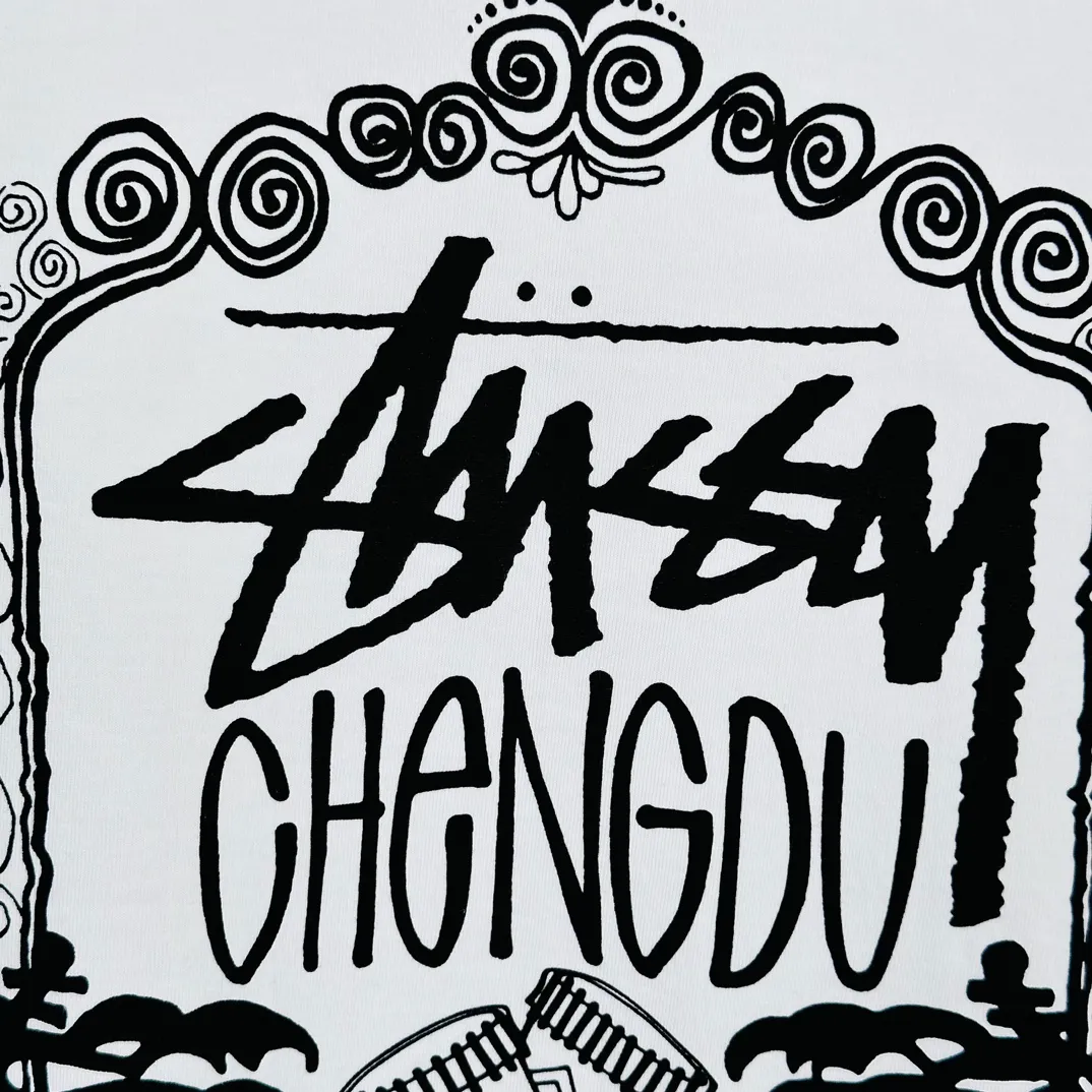 Lion T-shirt STUSSY 24FW CHENGDU CHAPTER TEE Chengdu limited short-sleeved Tee black and white S-XL