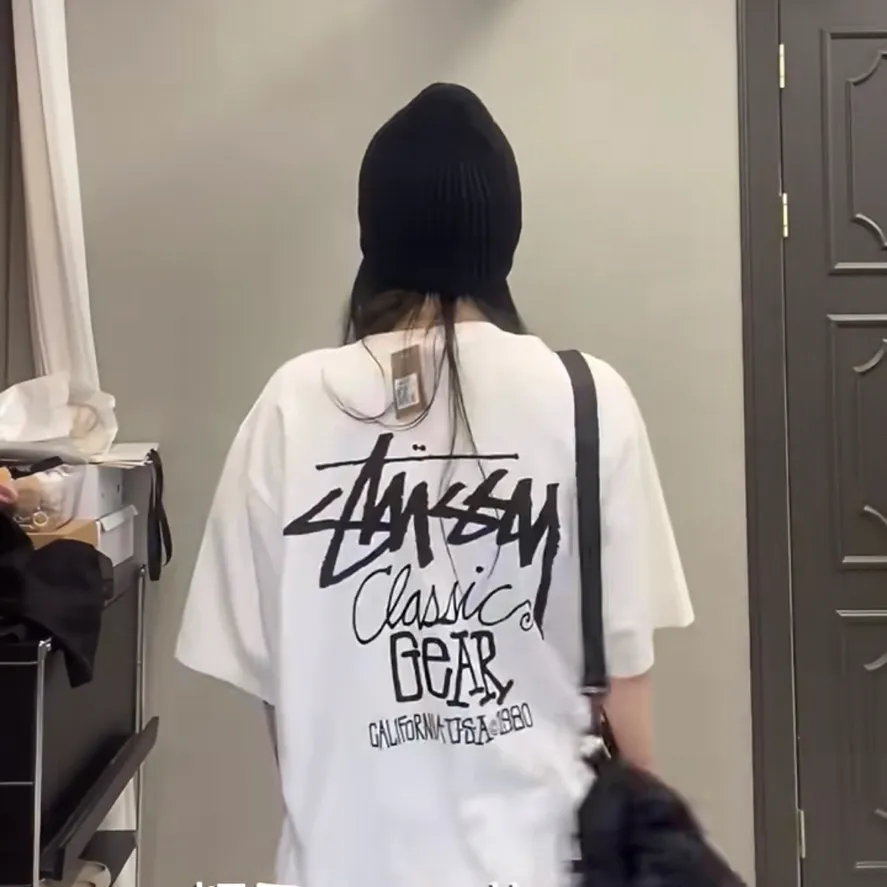 Retro lettering T-shirt STUSSY SS25 CLASSIC GEAR TEE PIGMENT DYED Classic lettering printed short sleeves black off-white S- XL