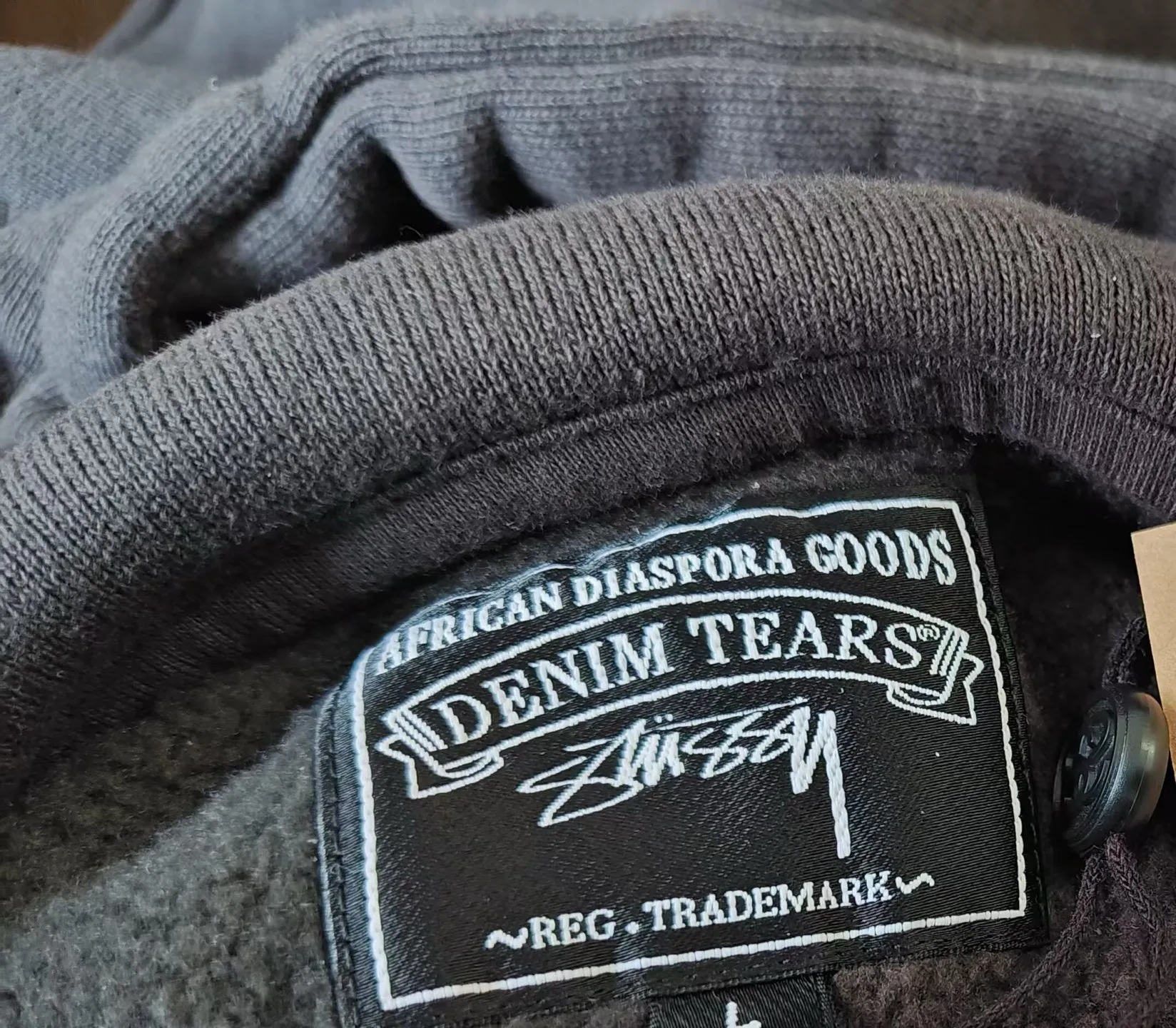 In stock: DT sweatshirt STUSSY