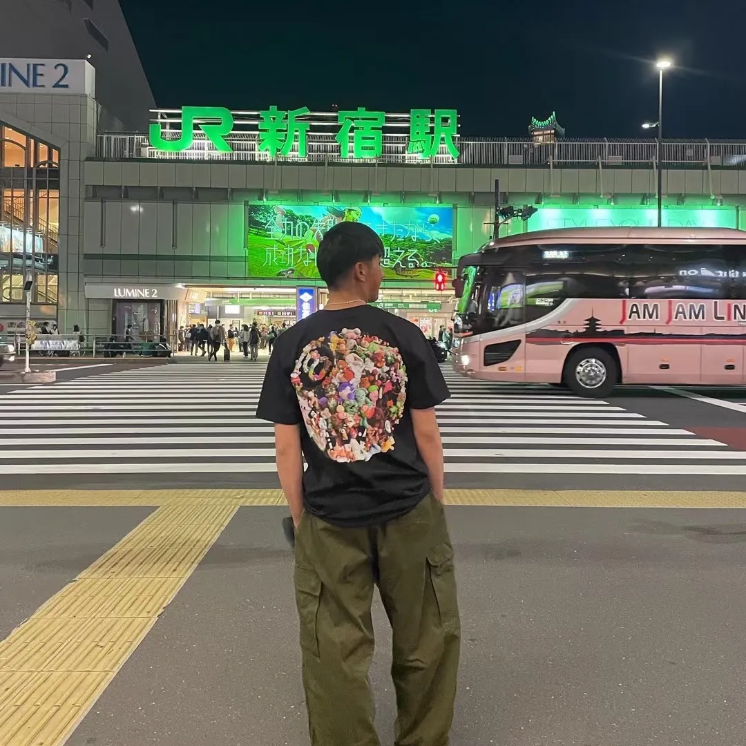 Stussy 23SS PLUSH TEE Doll logo No. 8 ball printed short-sleeved Tee black and white M L XL