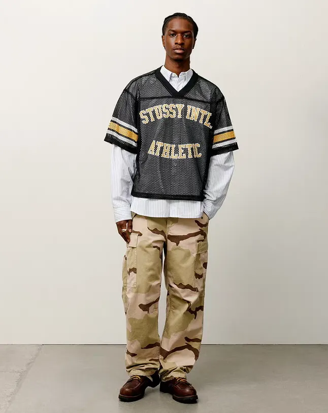 Mesh V-neck T-shirt Stussy SS25 STÜSSY INTERNATIONAL TEAM JERSEY V-neck mesh retro letter short sleeves black and white S-XL