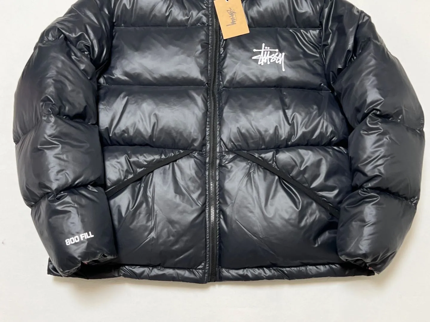 Stussy/Stussy 22Fw classic letter hooded down jacket, black, gray, black and pink, S-XL, filled with national standard 90 velvet/average 450g of velvet. It has a Michelin effect when you put it on. 800 puffs, fluffy and warm, full and light.