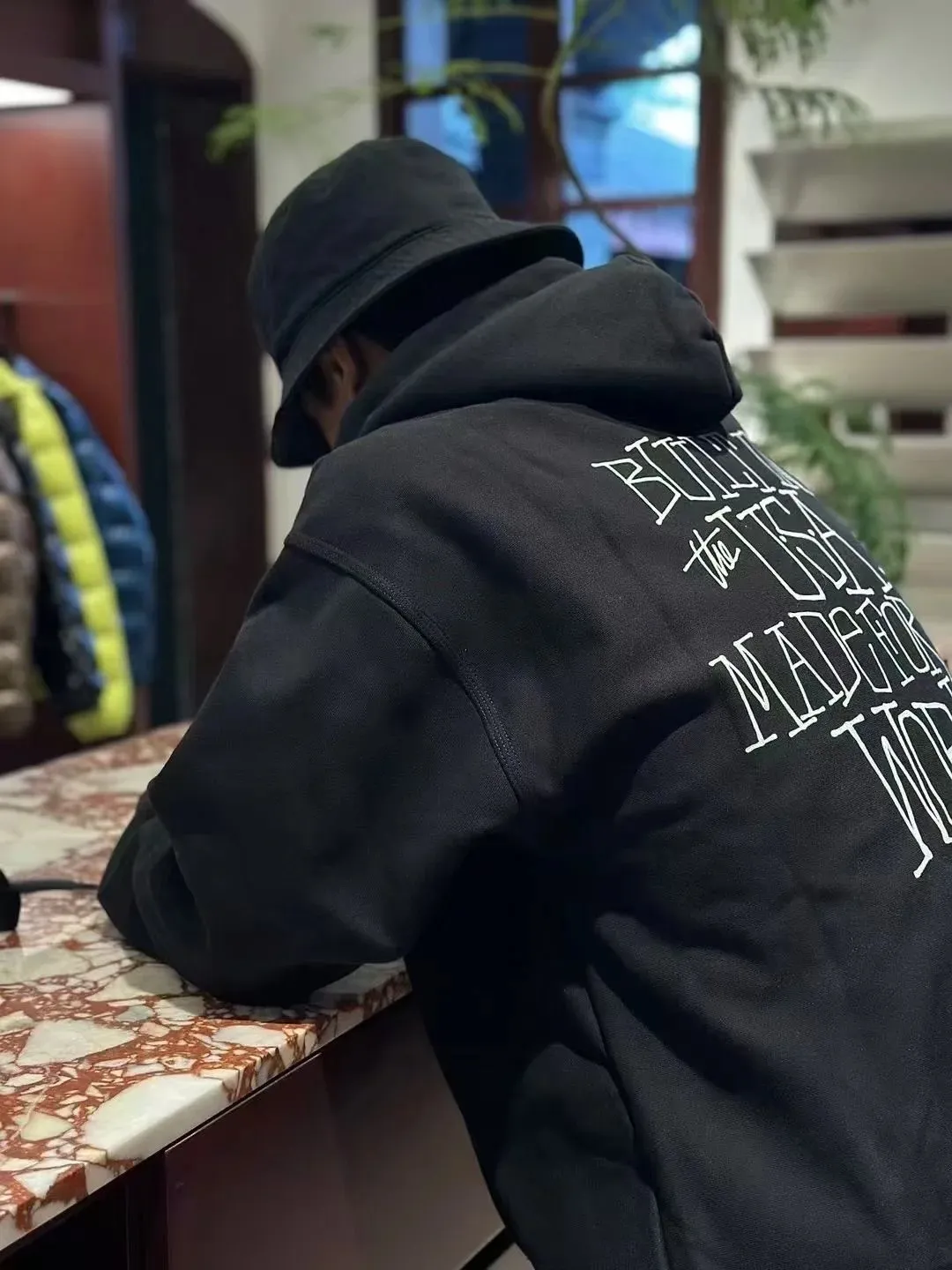 Graffiti word sweatshirt Stussy FW24 BUILT IN USA HOODIE English logo on the back plus velvet hooded sweatshirt/hoodie black gray blue S-XL