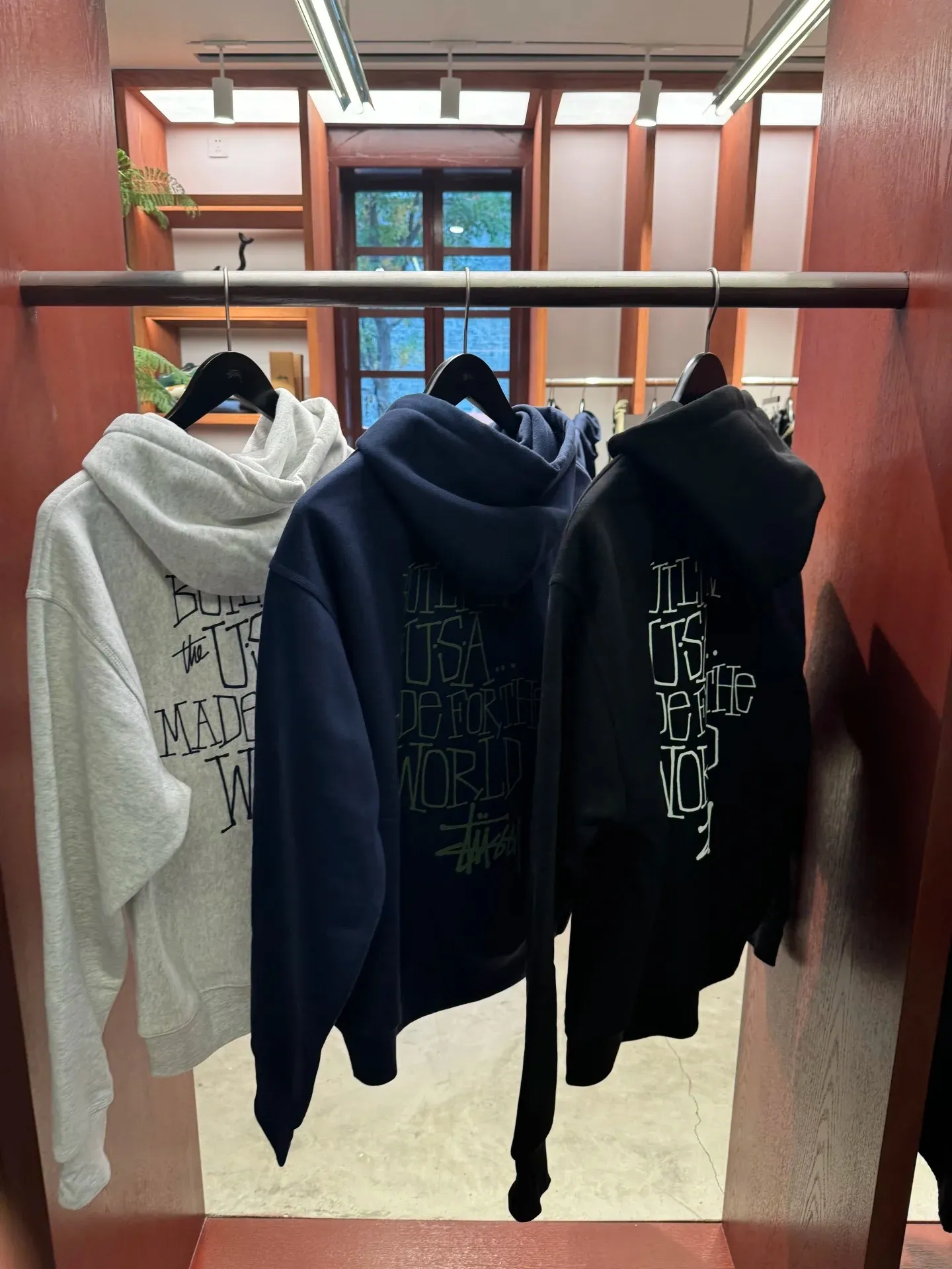 Graffiti word sweatshirt Stussy FW24 BUILT IN USA HOODIE English logo on the back plus velvet hooded sweatshirt/hoodie black gray blue S-XL