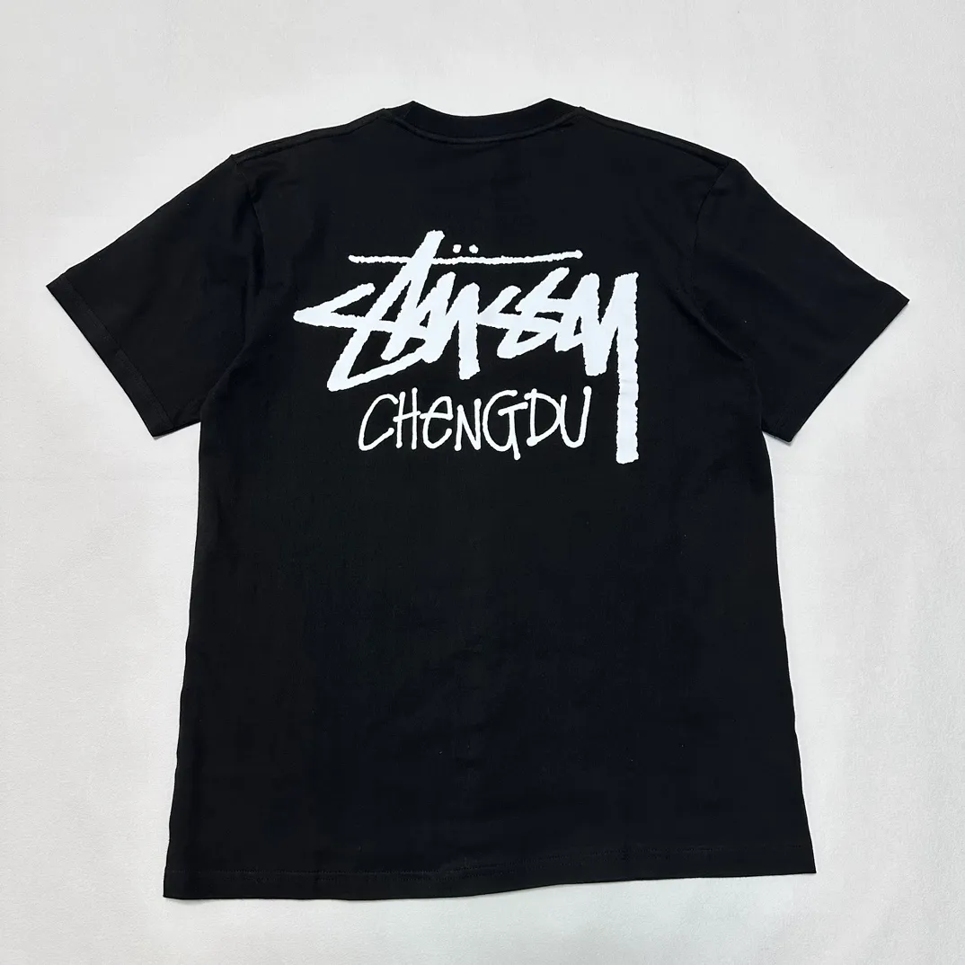 Chengdu limited TEE STUSSY FW24 CHENGDU TEE classic words Chengdu limited short sleeves black and white S-XL