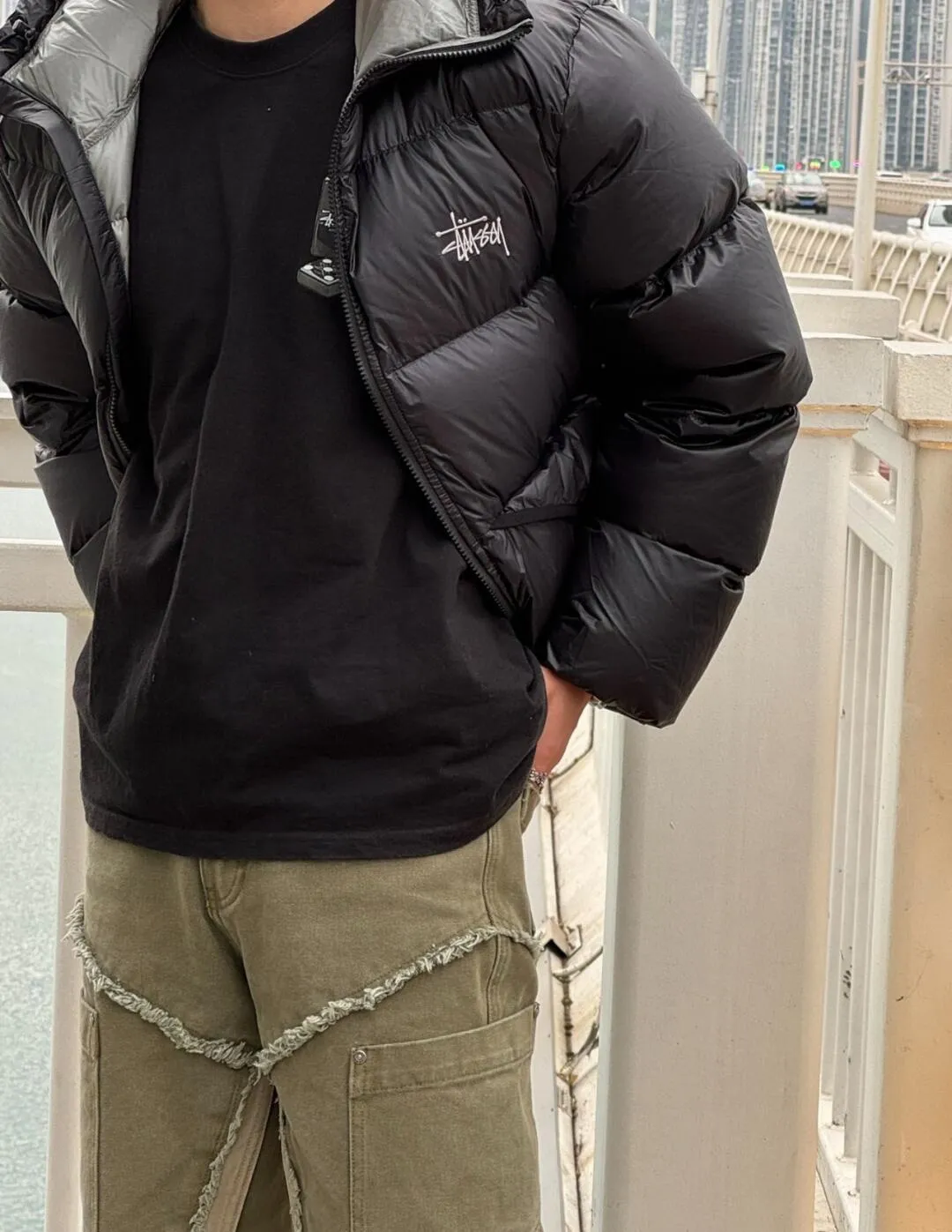 Stussy/Stussy 22Fw classic letter hooded down jacket, black, gray, black and pink, S-XL, filled with national standard 90 velvet/average 450g of velvet. It has a Michelin effect when you put it on. 800 puffs, fluffy and warm, full and light.