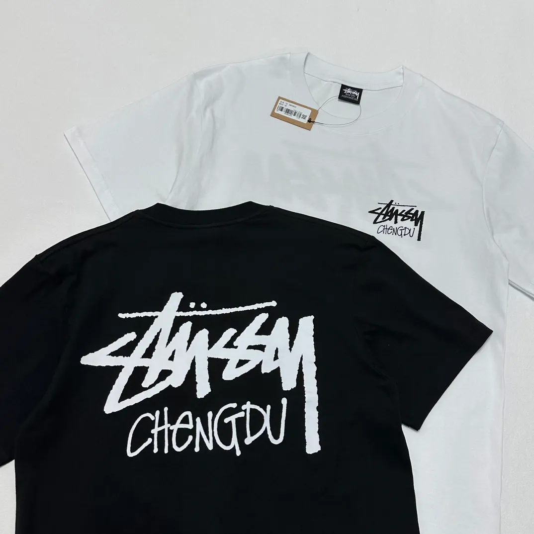 Chengdu limited TEE STUSSY FW24 CHENGDU TEE classic words Chengdu limited short sleeves black and white S-XL
