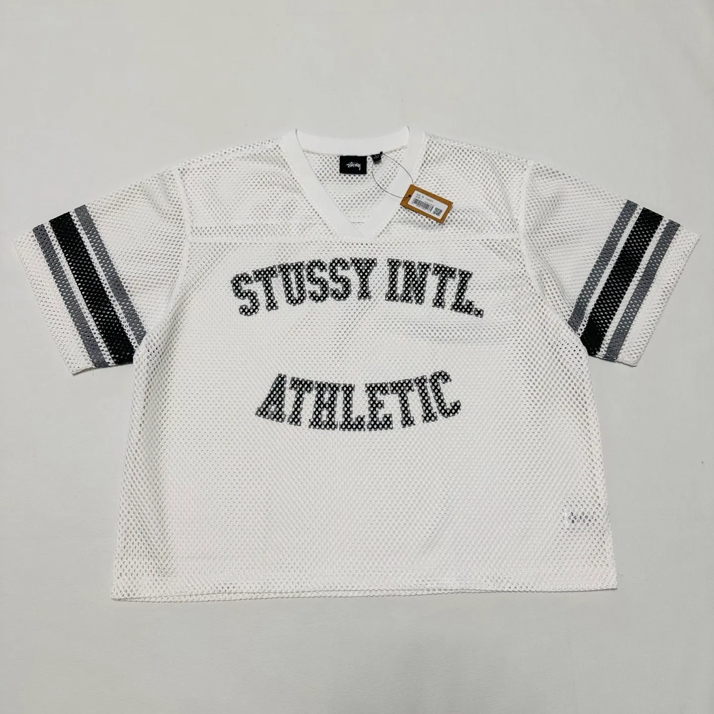 Mesh V-neck T-shirt Stussy SS25 STÜSSY INTERNATIONAL TEAM JERSEY V-neck mesh retro letter short sleeves black and white S-XL