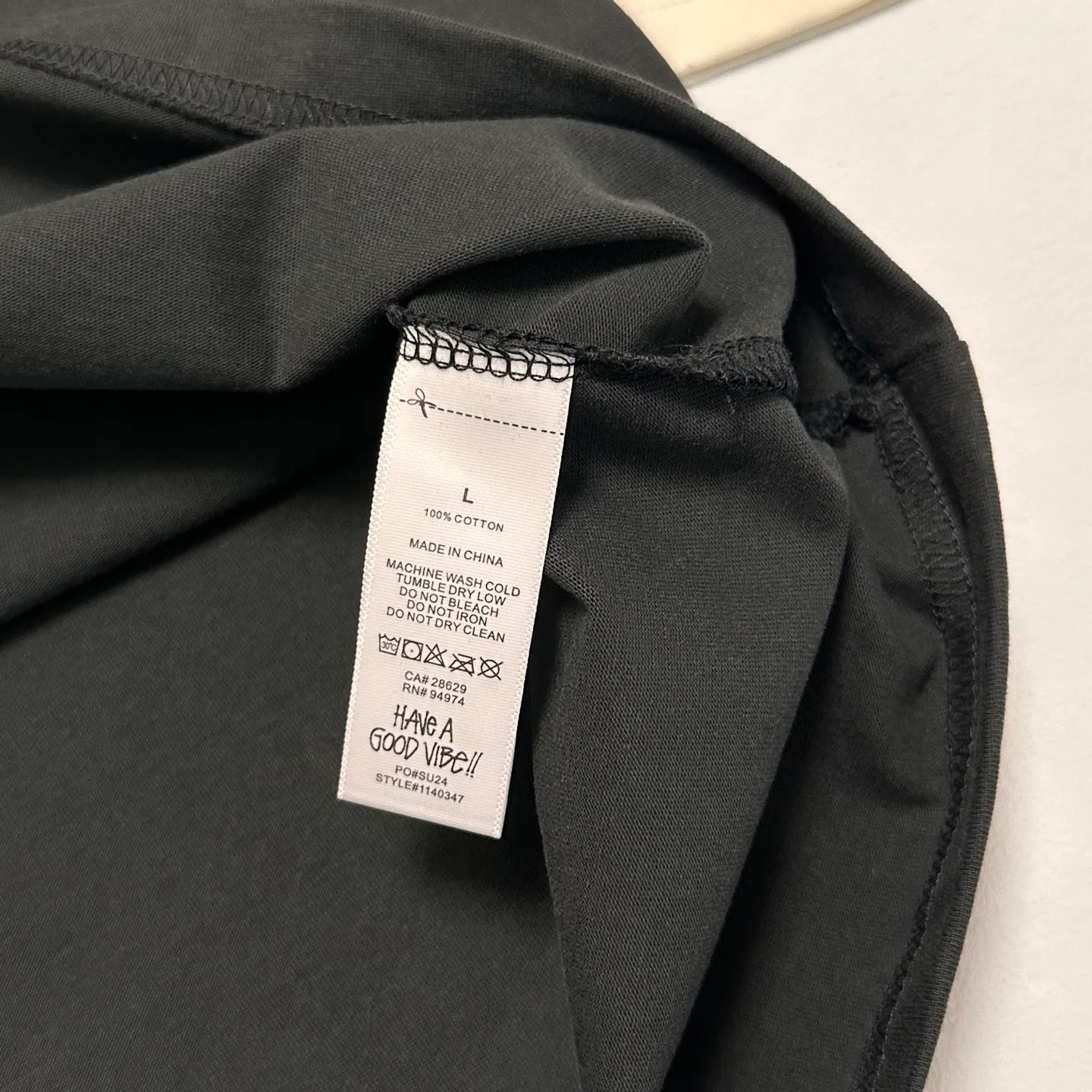 Detailed shooting of contrast collar T-shirt STUSSY SS25 HEAVY JERSEY CREW high weight knitted sports short sleeves washed black and off-white S- XL