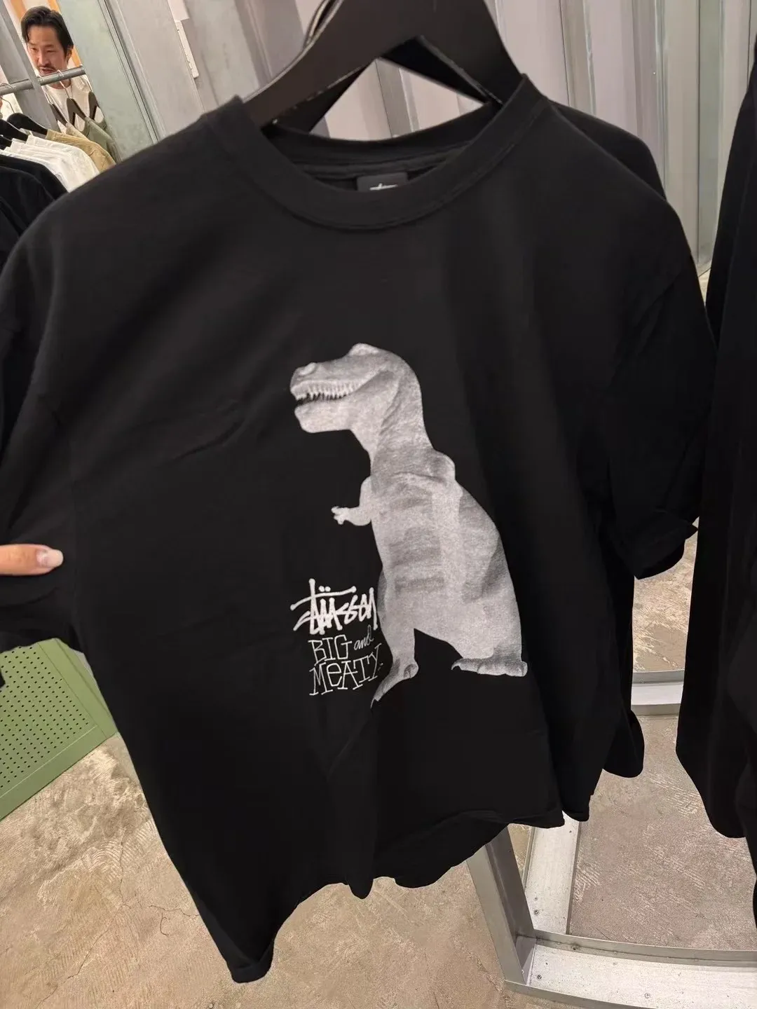 Tyrannosaurus Rex T-shirt STUSSY SS25 BIG & MEATY TEE PIGMENT DYED Dinosaur pattern short-sleeved black and white S- XL