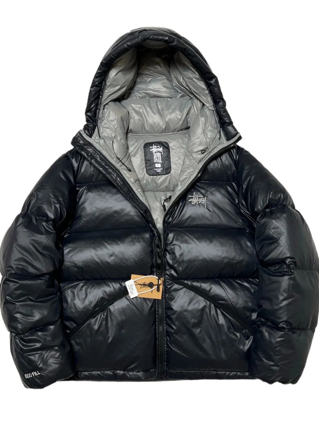 Stussy/Stussy 22Fw classic letter hooded down jacket, black, gray, black and pink, S-XL, filled with national standard 90 velvet/average 450g of velvet. It has a Michelin effect when you put it on. 800 puffs, fluffy and warm, full and light.