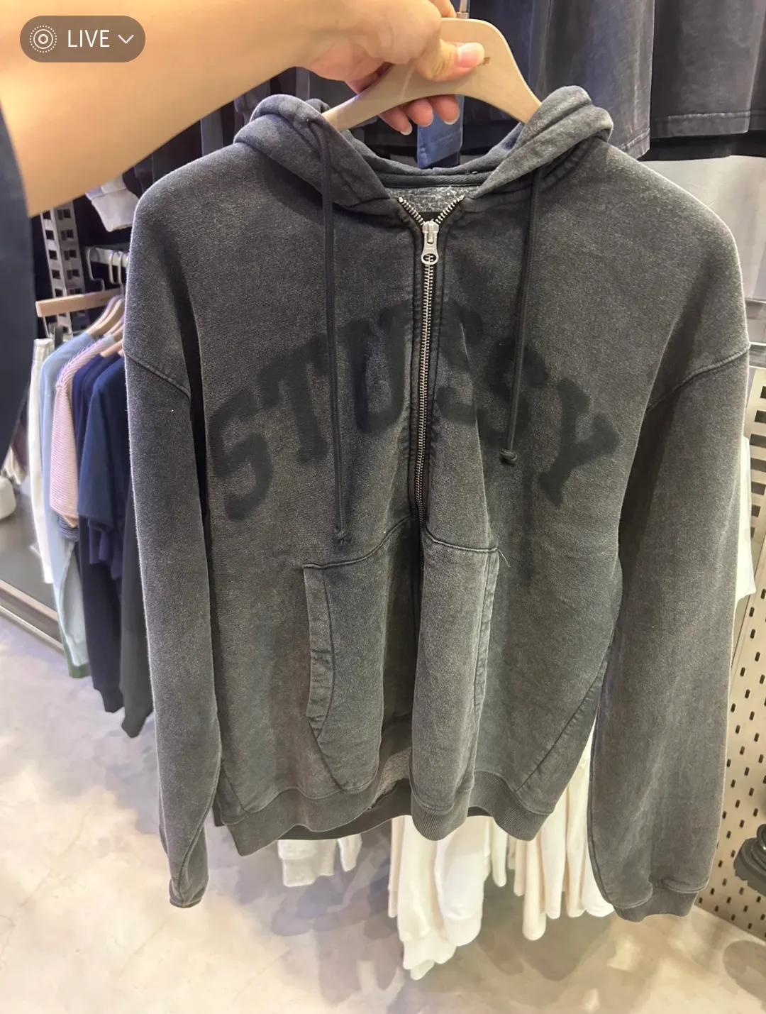 Washed zipper sweatshirt STUSSY FW24 FADED GRAPHIC ZIP UP HOODED Distressed washed and velvet zipper sweatshirt S-XL