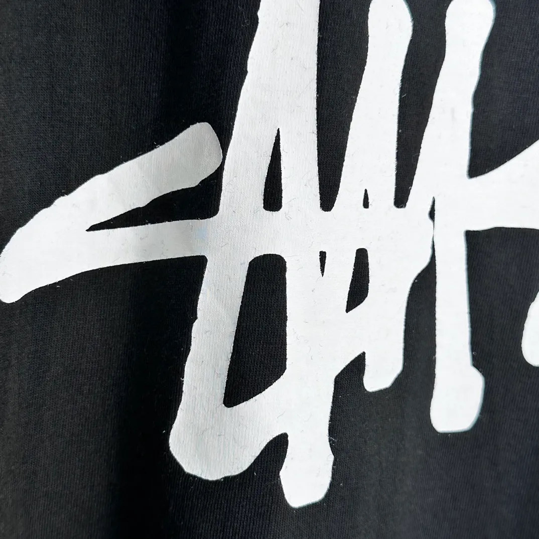 Spot goods! Stussy SS24 Basic StÜssy Tee classic letter Logo printed short-sleeved T-shirt couple style black and white dark blue S-XL