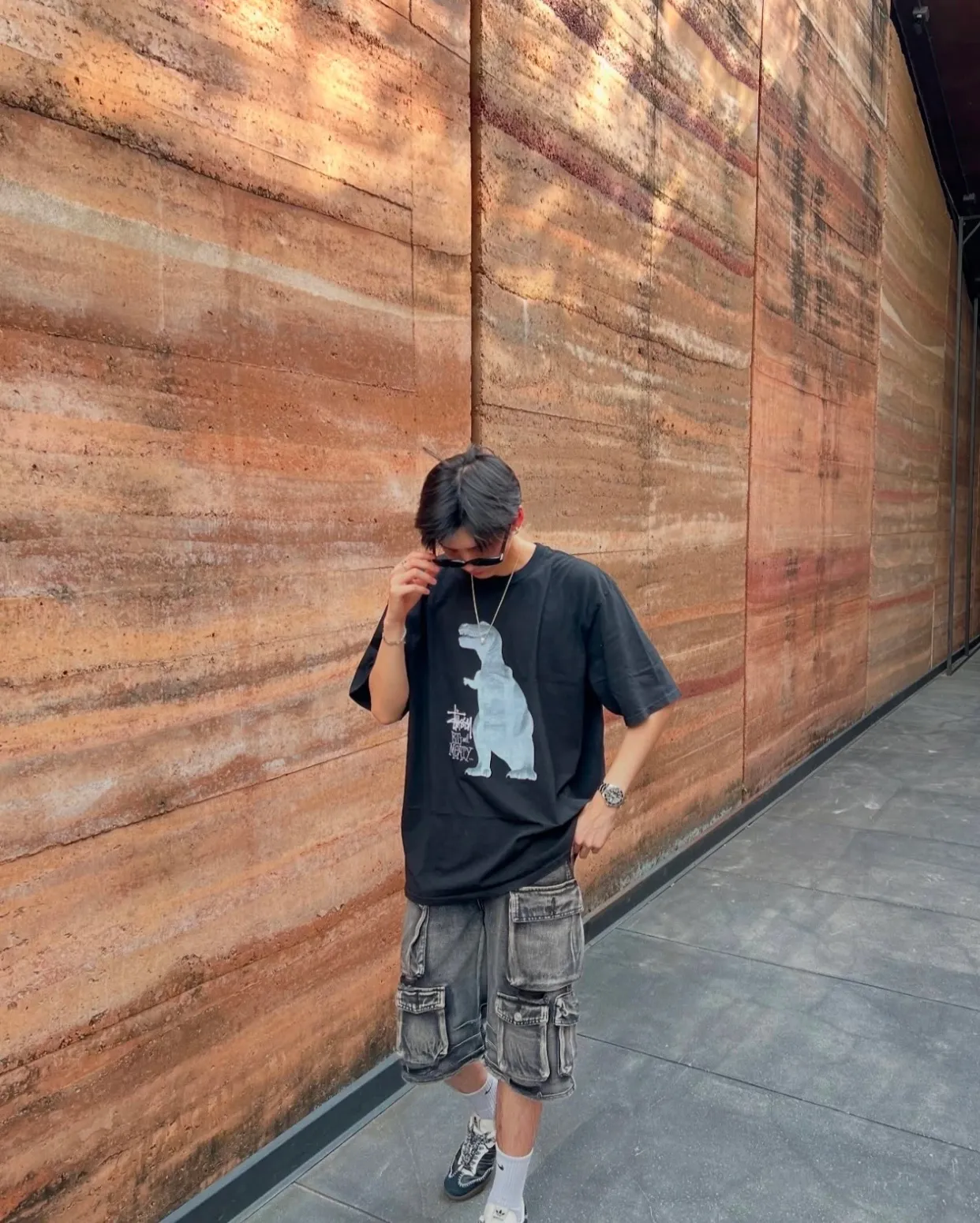 Tyrannosaurus Rex T-shirt STUSSY SS25 BIG & MEATY TEE PIGMENT DYED Dinosaur pattern short-sleeved black and white S- XL