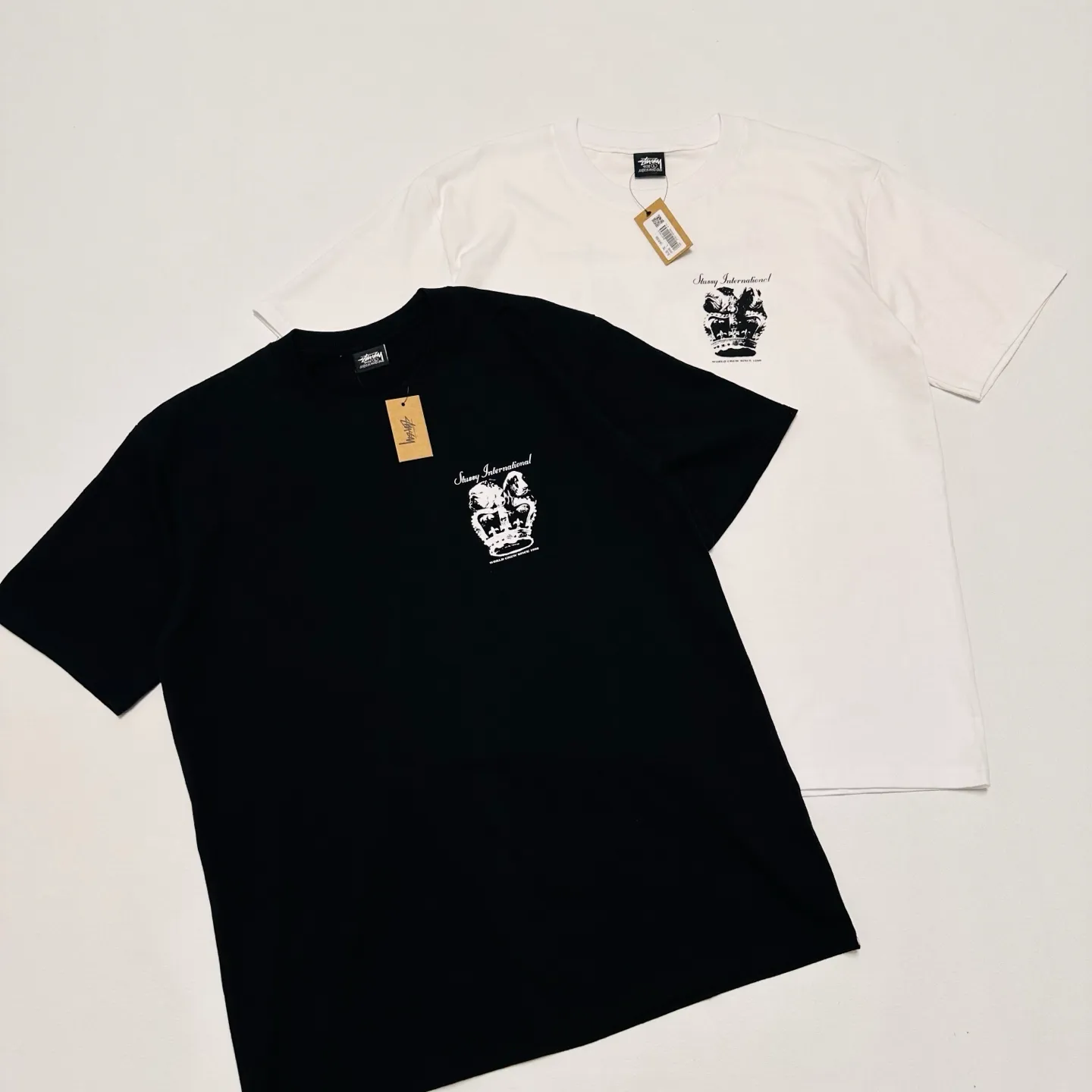 Details Crown Dog T-shirt STUSSY SS25 DOG CROWN TEE Black and White S- XL