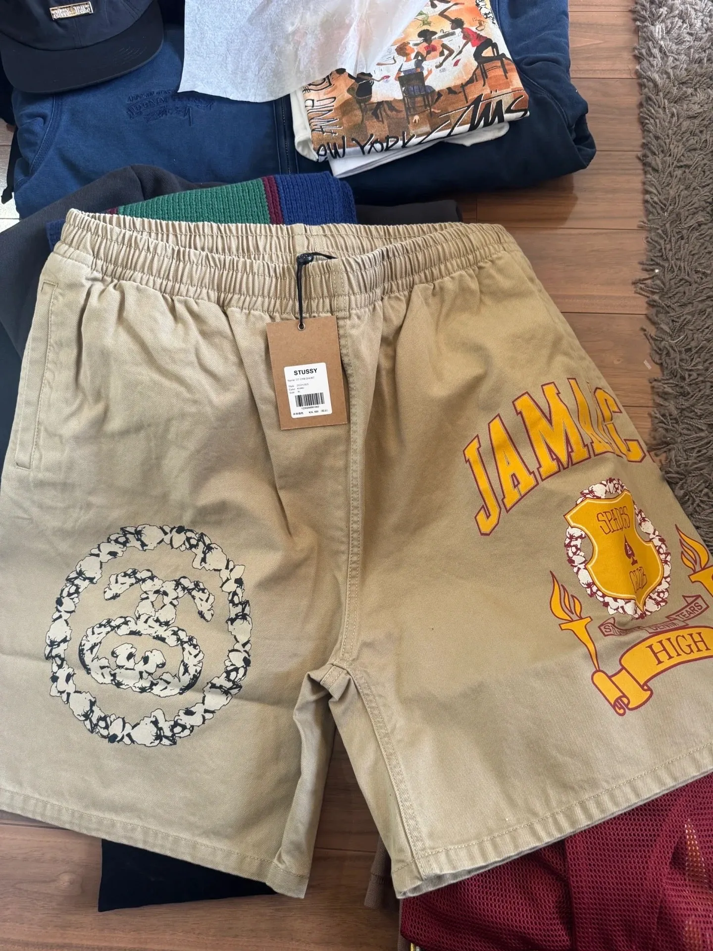 DT shorts STUSSY