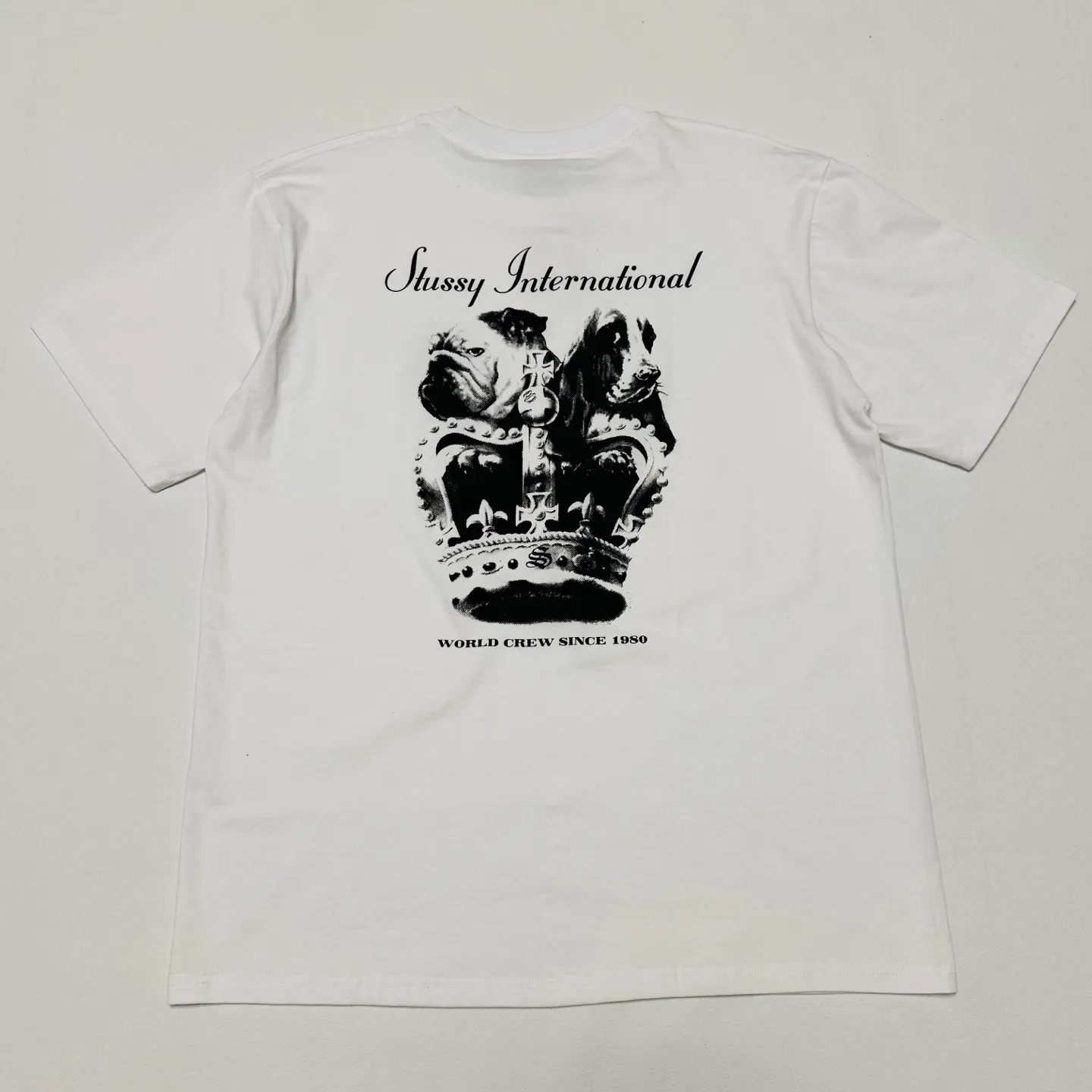 Crown Dog T-shirt STUSSY SS25 DOG CROWN TEE Black and White S- XL