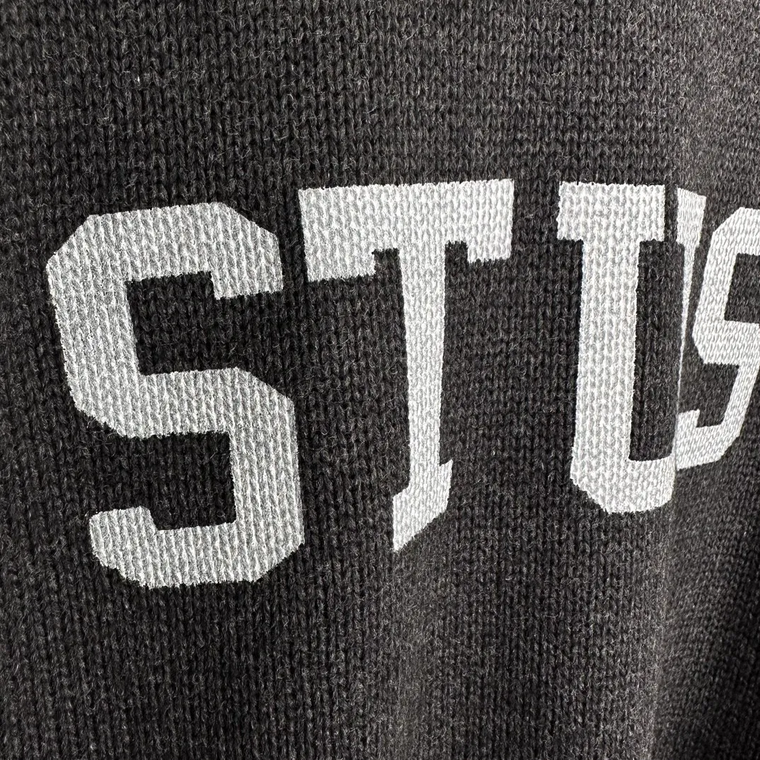 Contrast color patchwork sweater STUSSY FW24 STRIPE CREW Holiday series Jacquard knitted crew neck sweater carbon black M gray M-XL