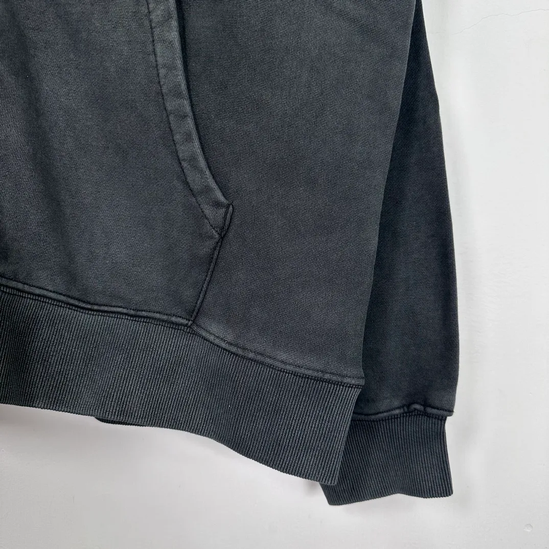 Washed zipper sweatshirt STUSSY FW24 FADED GRAPHIC ZIP UP HOODED Distressed washed and velvet zipper sweatshirt S-XL