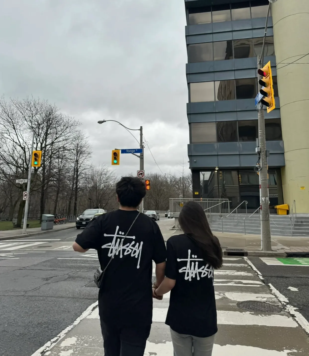 Spot goods! Stussy SS24 Basic StÜssy Tee classic letter Logo printed short-sleeved T-shirt couple style black and white dark blue S-XL
