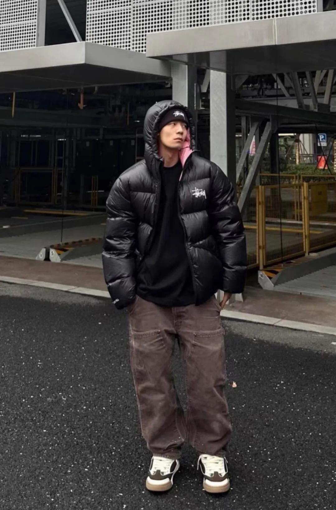 Stussy/Stussy 22Fw classic letter hooded down jacket, black, gray, black and pink, S-XL, filled with national standard 90 velvet/average 450g of velvet. It has a Michelin effect when you put it on. 800 puffs, fluffy and warm, full and light.