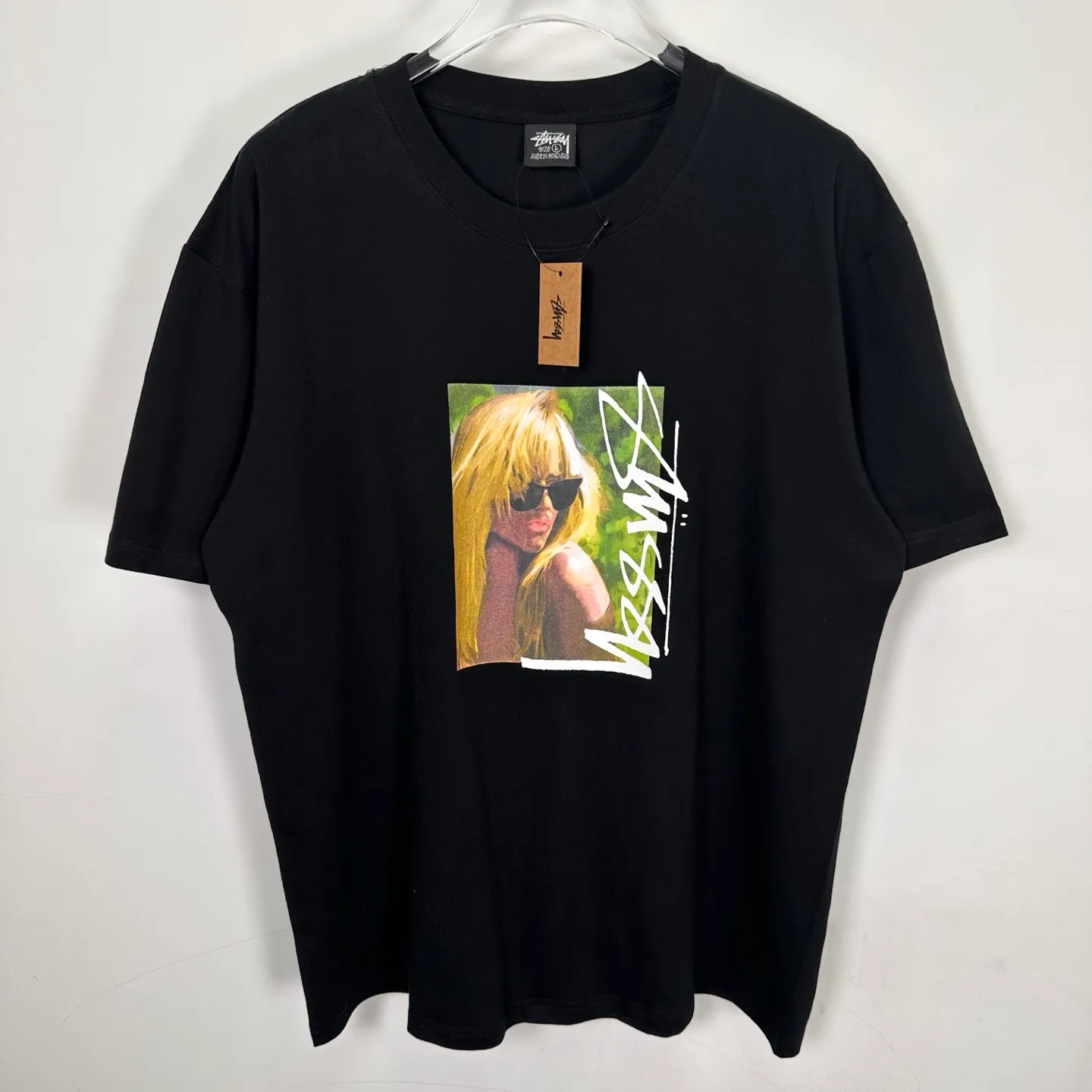 Blonde beauty T-shirt STUSSY SS25 LAURA TEE character print short-sleeved TEE black and white S- XL