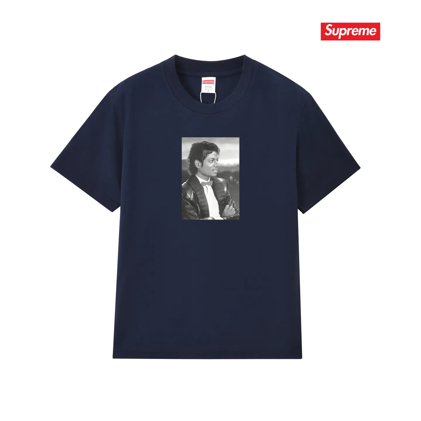 S198 P110💰 SS17 Michael Jackson Tee Michael Jackson pattern printed short-sleeved T-shirt with loose round neck T. Loose fit. Made of 260g combed cotton double yarn. From fabric to accessories, all three standards are complete and follow ZP. Imported Matsui Company slurry printing will never crack. The whole piece adopts three-needle five-thread technology. The neckline-shoulder seam-sleeve seam is double-lined, which looks more three-dimensional and textured.) The same process as the original version, classic version Feel free to compare zp. The whole piece adopts three-needle five-thread craftsmanship (neckline-shoulder seam-sleeve seam double thread, which looks more three-dimensional and textured). It has the same craftsmanship as the original original, classic version. Color: black, white, light gray, pink, navy. Size: S M L XL XXL
