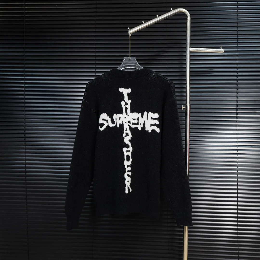 P290 Style: superme trendy cursive embroidered knitted sweater Size: S-XXL Fabric: Wool blend Accessories: Full set of customized original accessories