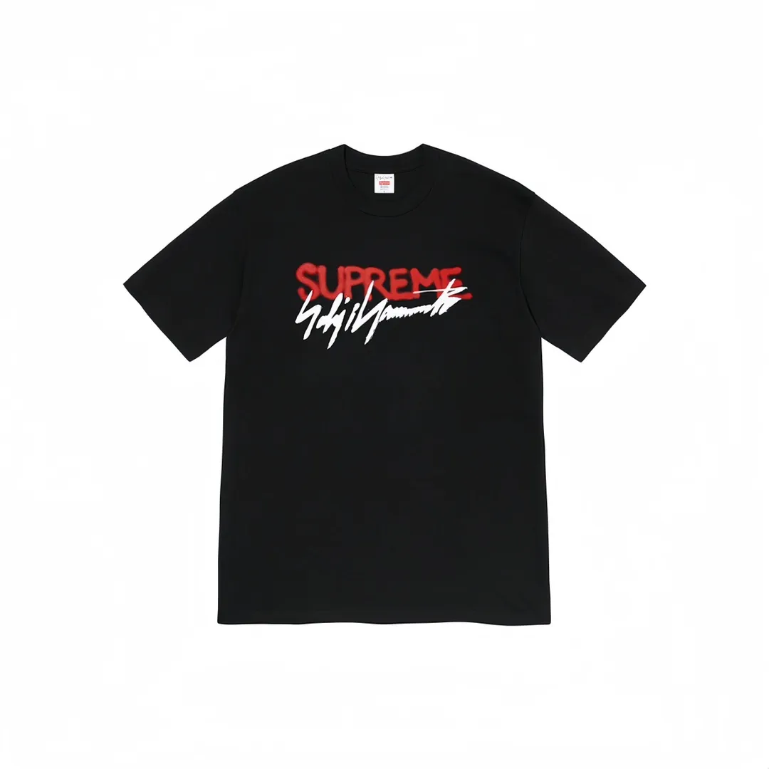 #S61 P110💰 SupremeWeek 4 Supreme x Yohji Yamamoto Joint model Designer signature Logo graffiti font short-sleeved T-shirt Same style for men and women Loose fit Use 260 grams of combed cotton double yarn From fabrics to accessories, all three standards are complete and follow ZP Imported Matsui company slurry printing will never crack The whole piece is made with three-needle and five-thread craftsmanship. The neckline-shoulder seam-sleeve seam is double-threaded, making it look more three-dimensional and textured. The craftsmanship is the same as that of the authentic original version. It has a classic version. Compare at will
