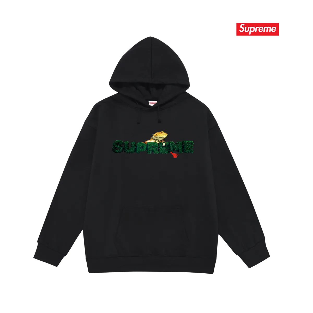 Style No. S2041 #terry P160💰 Velvet P170💰 Supreme Week 18 Lizard Tee Lizard pattern logo print hooded sweatshirt Made of 400g large terry 430g silver fox velvet (drop shoulder large version) fabric, soft texture and no pilling Imported environmentally friendly printing glue The pattern is bright and three-dimensional Quality 💥Same style for men and women The upper body is trendy Color: black white gray Size: S M L XL XXL