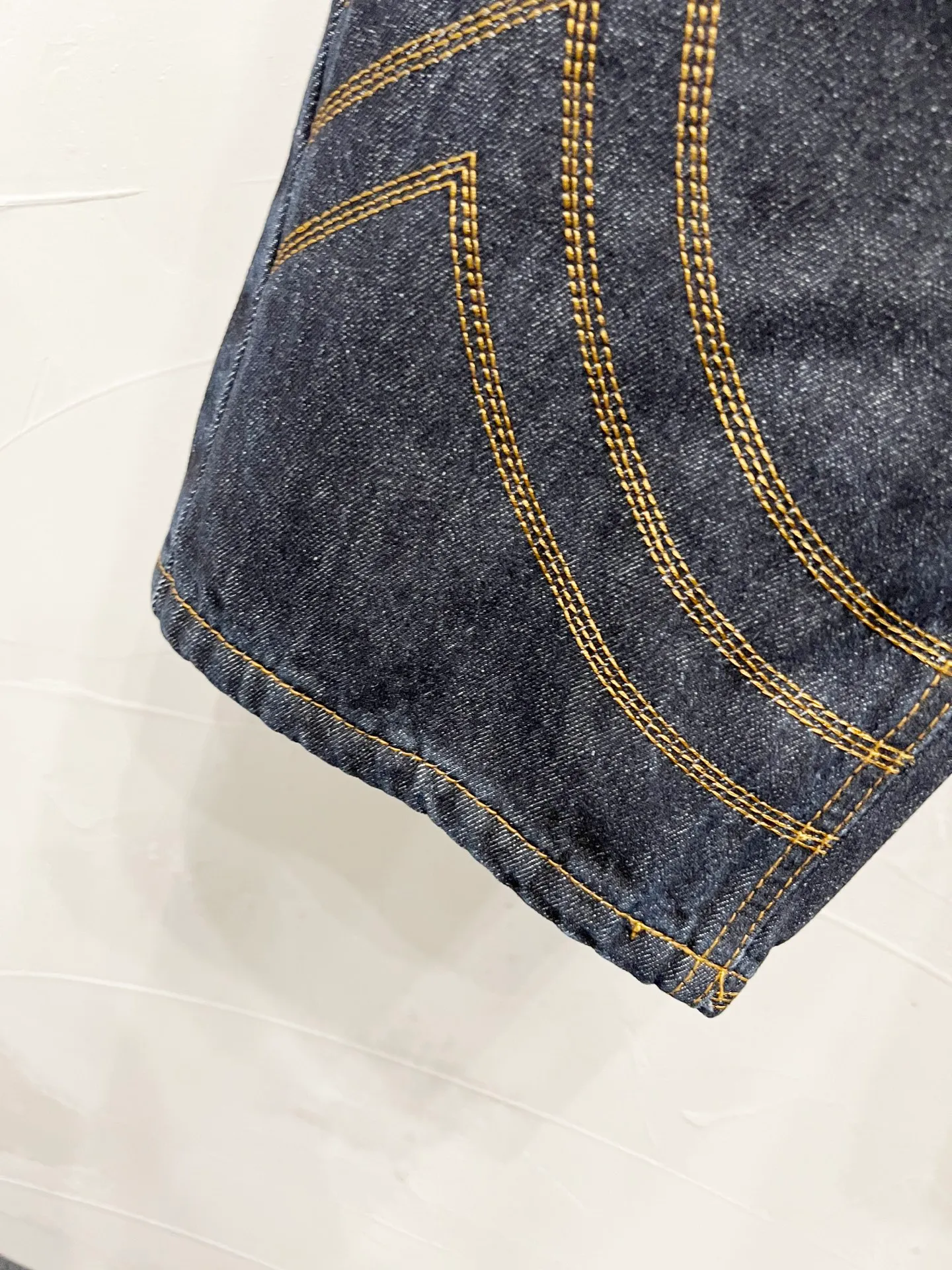 P230 Style number: [M918] Supreme SS25 S Logo Rigid Baggy Jean S logo pattern loose straight American trendy jeans, same style for men and women, same style as Ma Siwei.